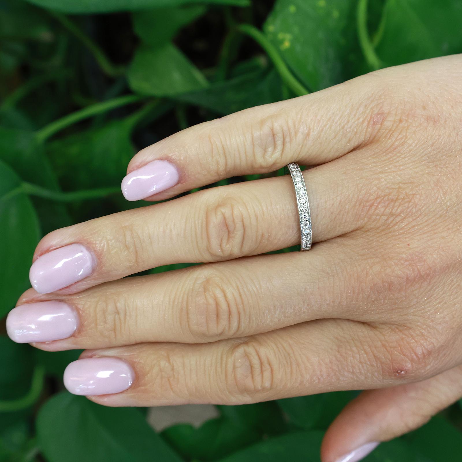 PT950 Platinum 0.33CTW Diamond Wedding Band Ring Size 7 Milgrain