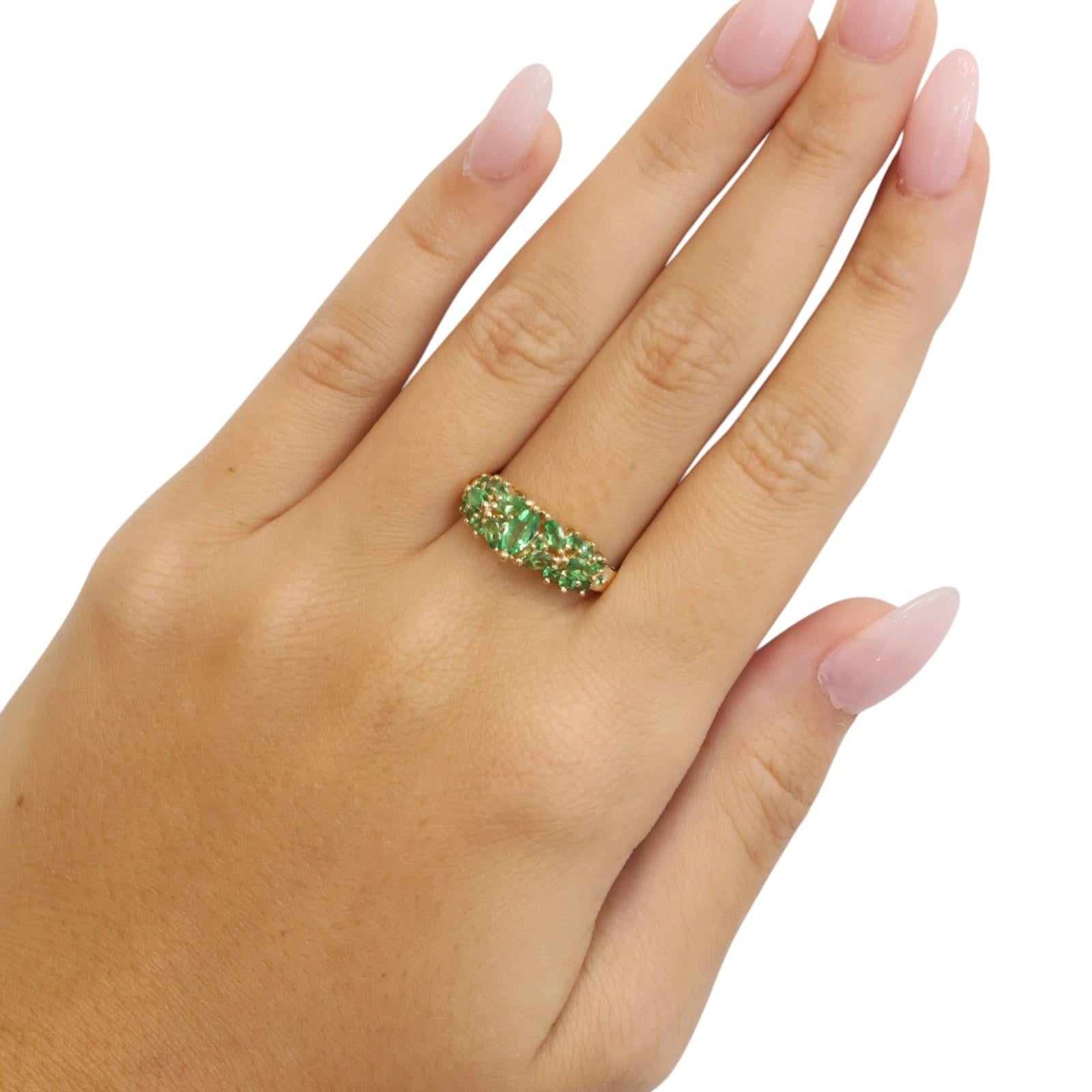 14K Yellow Gold Peridot Cluster Ring Marquise Round 0.65CTW Size 7 Estate