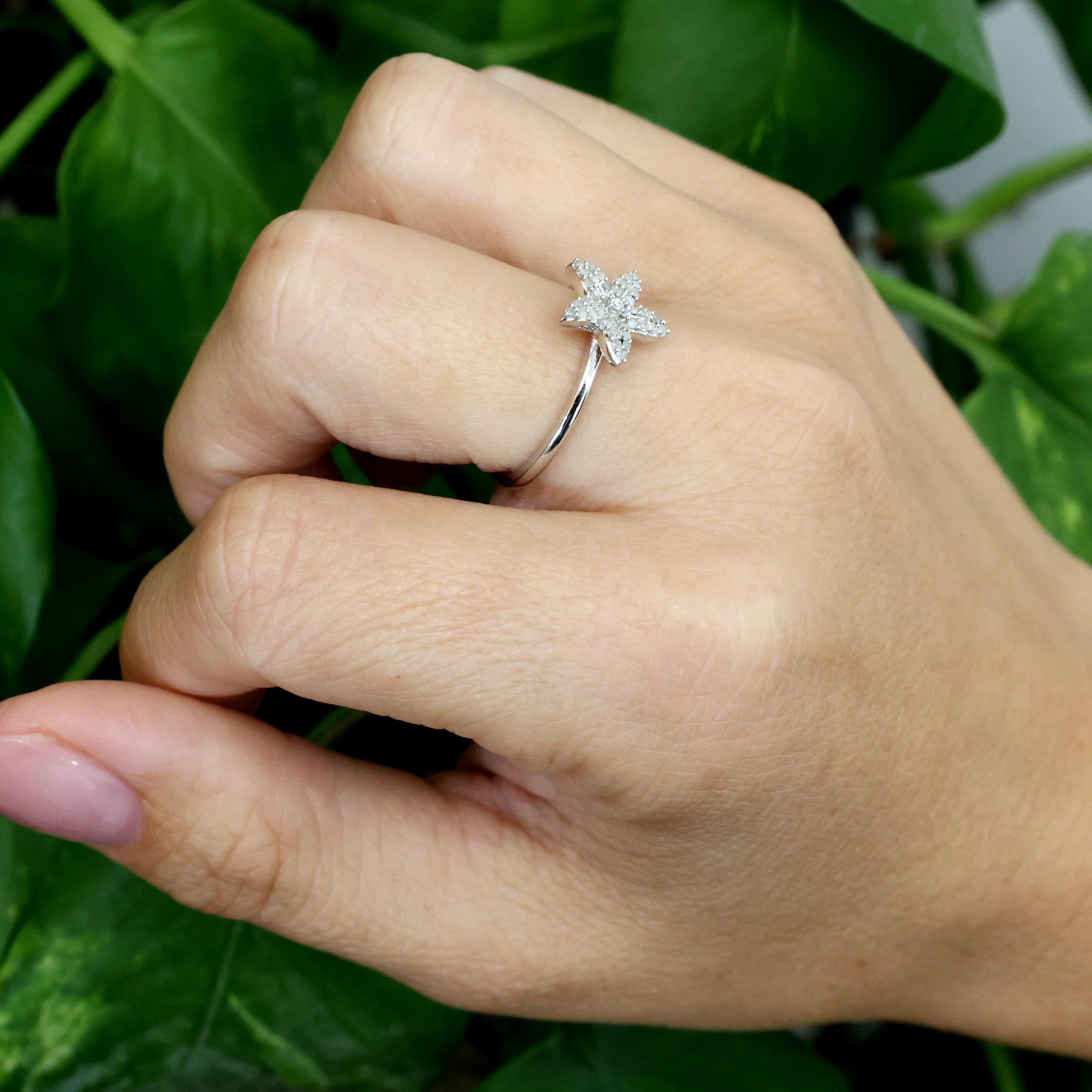 10K White Gold 0.18 CTW Diamond Starfish Ring Size 7.25 Estate