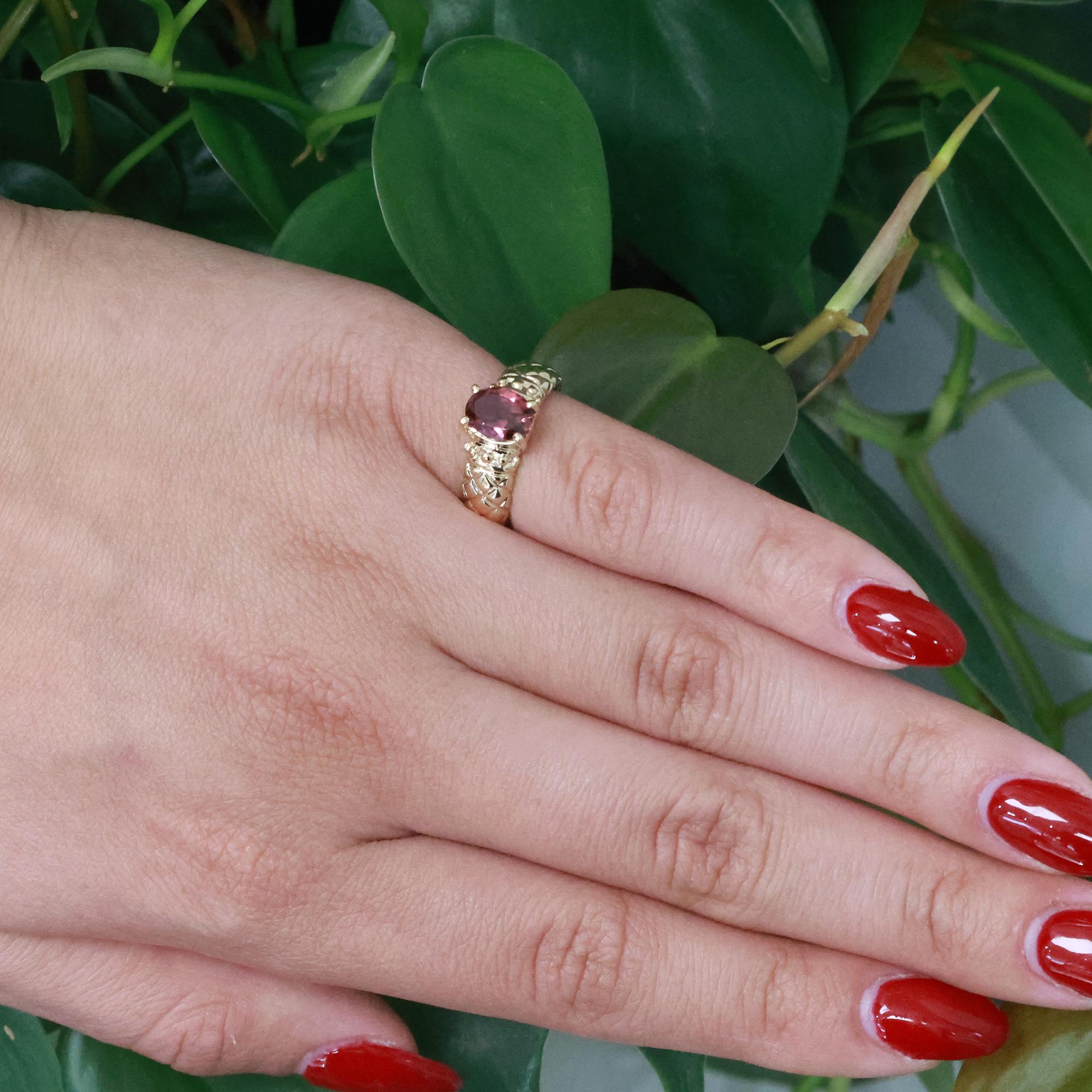 1.30 CT Pink Tourmaline Solitaire Ring 14K Yellow Gold Size 5.25 Ladies Estate