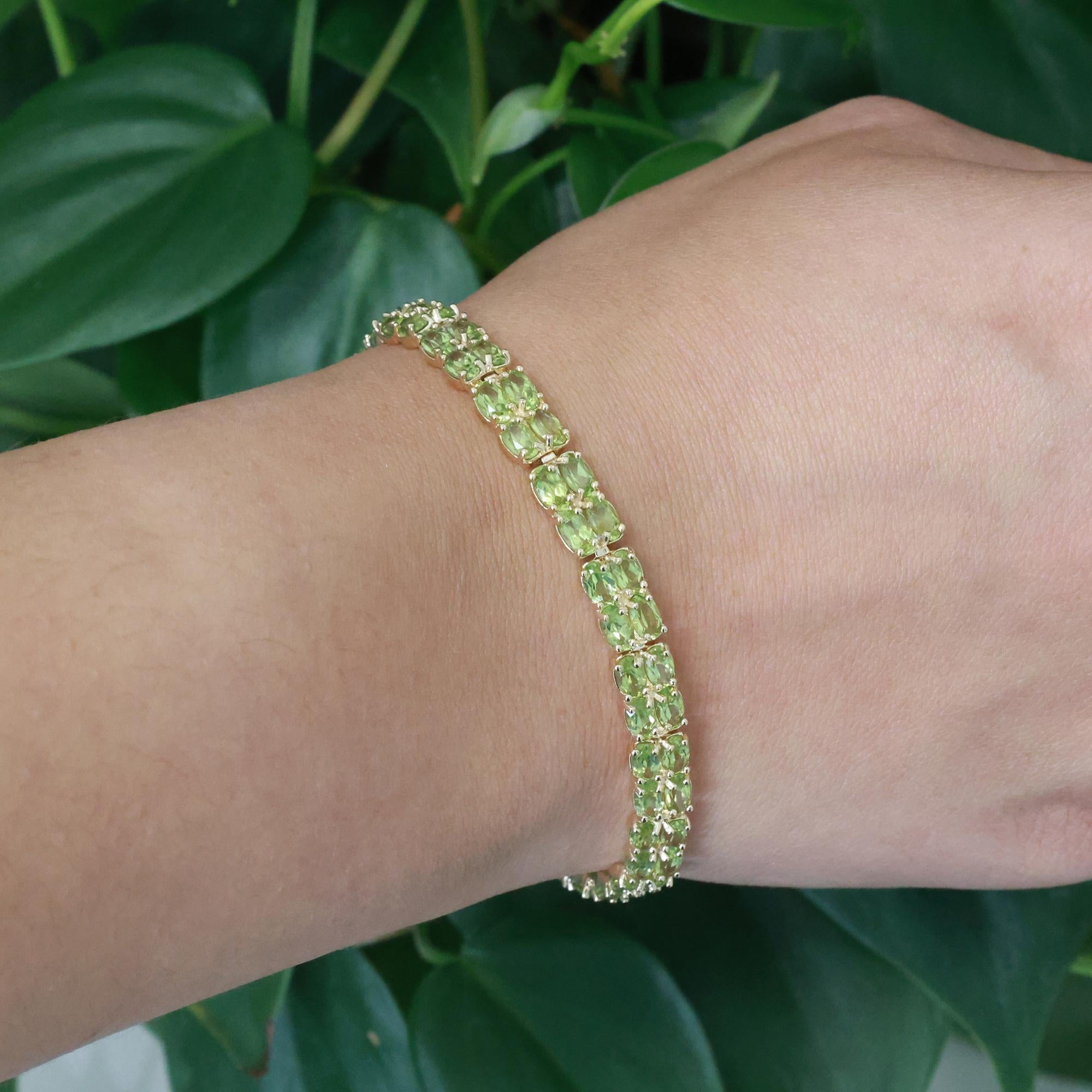 Green Peridot Oval Gemstone Double Line Bracelet 14K Yellow Gold 17.00 TW 7.25"