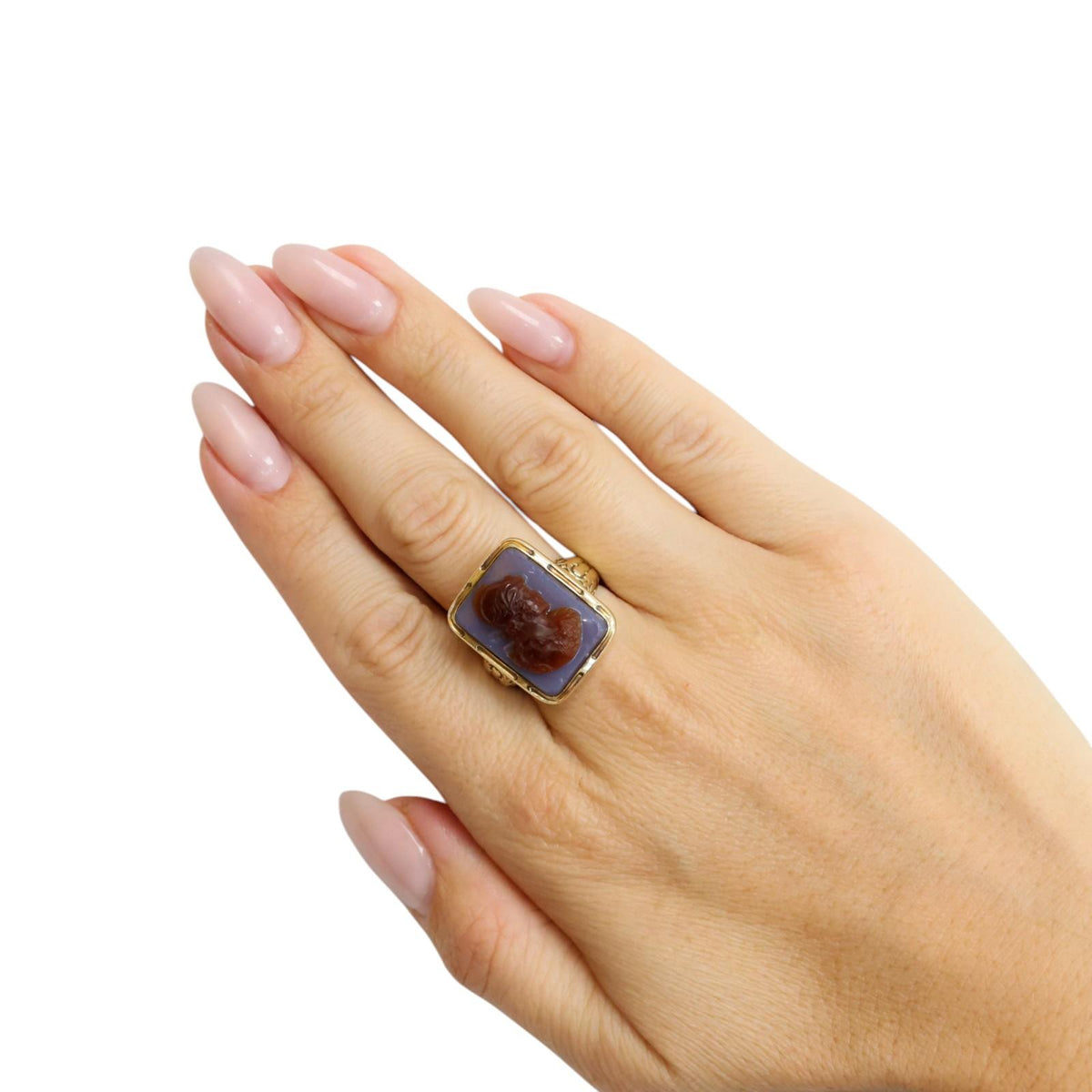 Victorian Style Two-Layer Sardonyx Chalcedony Banded Cameo Ring 14K Yellow Gold
