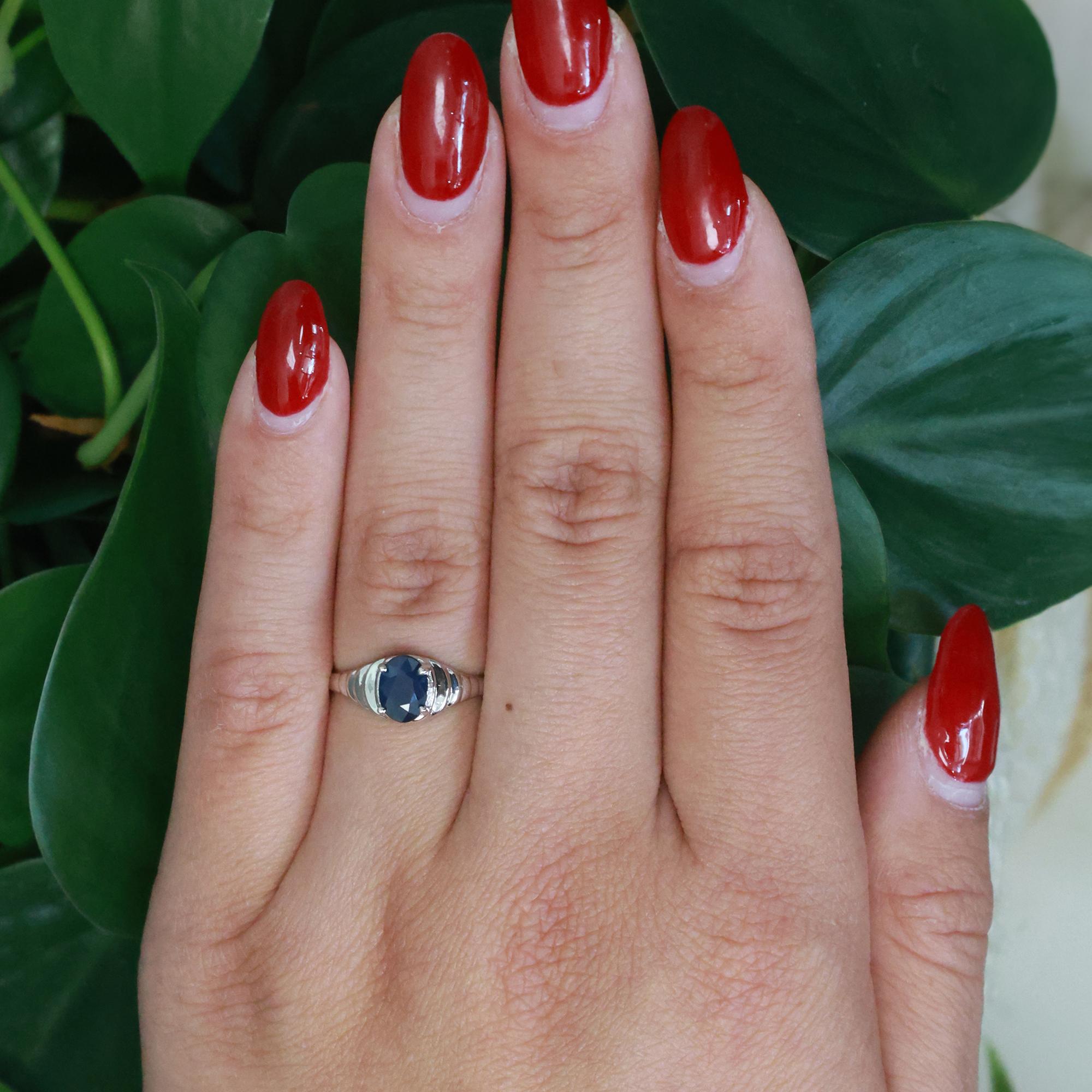 Oval Blue Sapphire Solitaire Ring 14K White Gold 1.10 CT Size 5.75 Estate