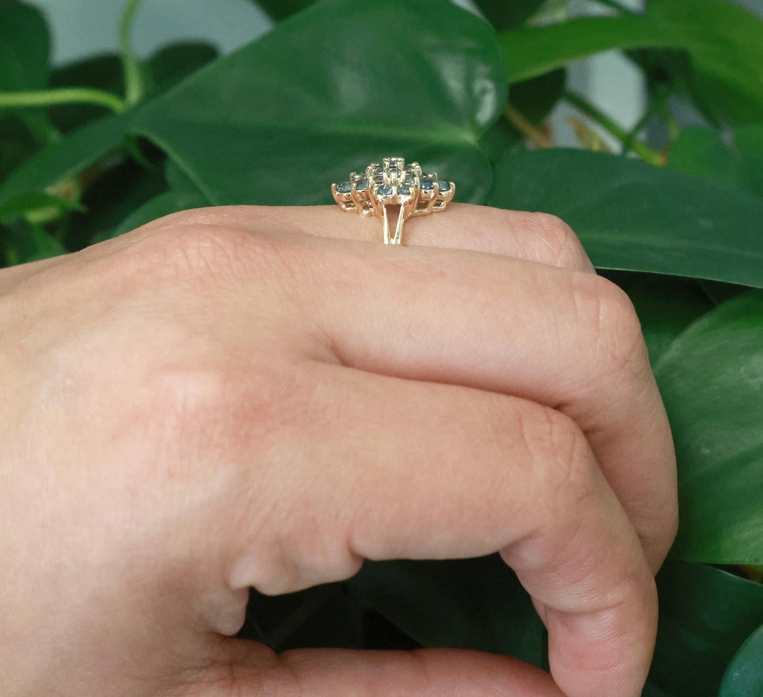 Blue Sapphire Floral Cocktail Ring 10K Yellow Gold 1.16 CTW Size 6.25 Ladies