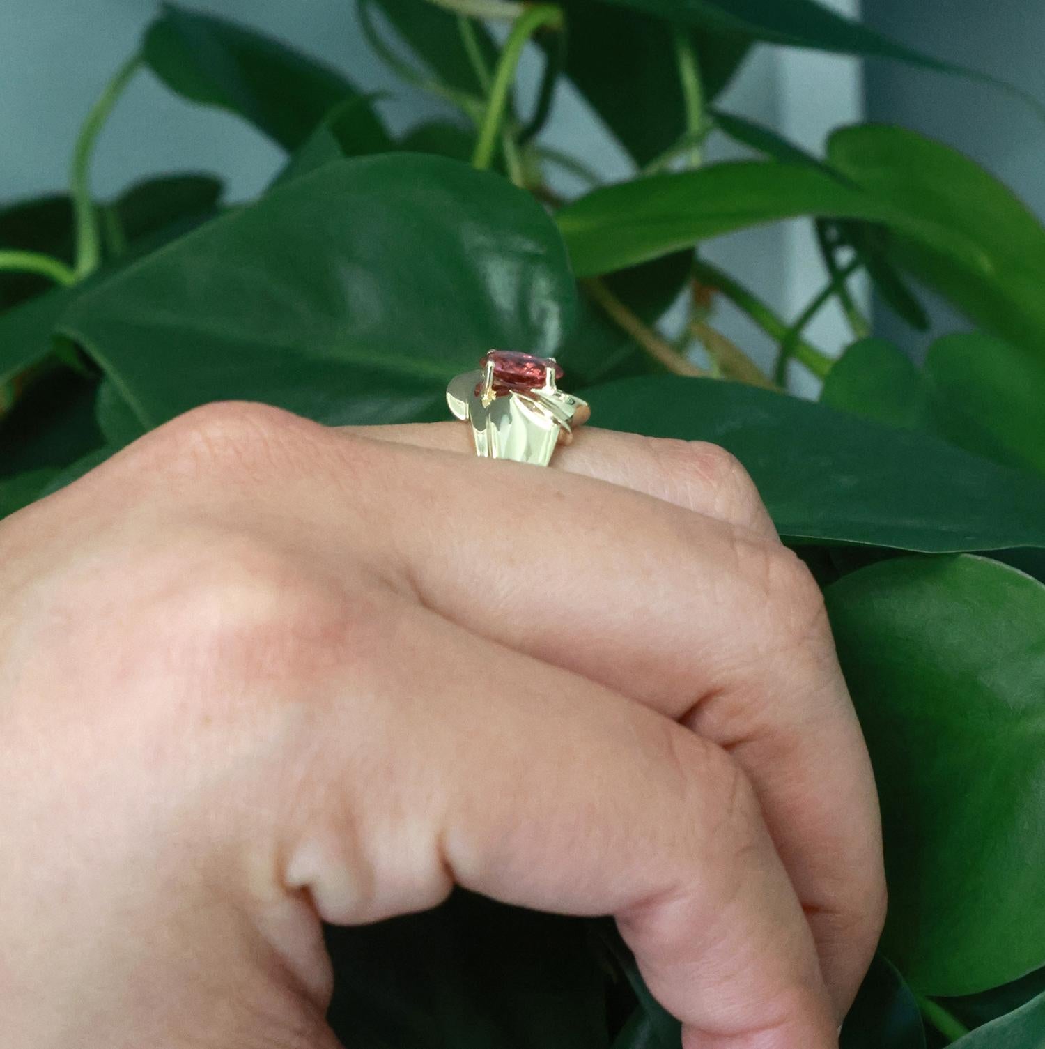1.25 CT Pink Tourmaline Solitaire Cocktail Ring 10K Yellow Gold Size 7 Ladies
