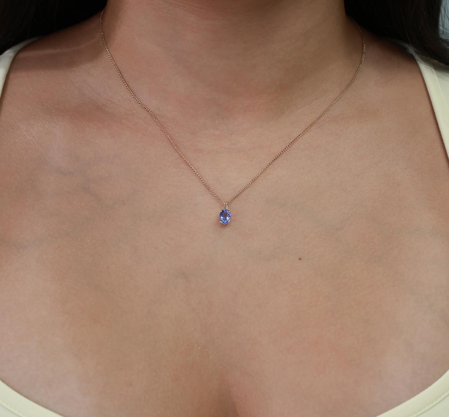 0.75 CT Oval Tanzanite Gemstone Solitaire Pendant 14K Yellow Gold 0.45" Estate