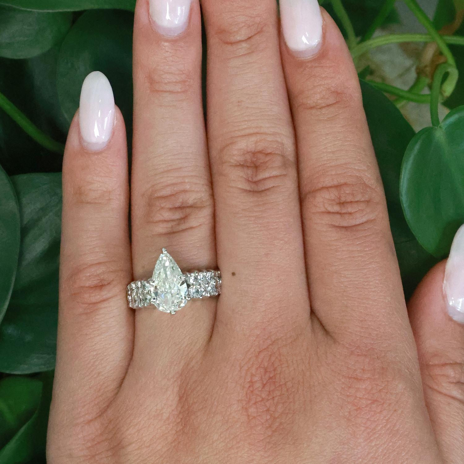 GIA 3.34 TW Pear Diamond Solitaire Engagement Ring With Accents 18K W/Gold SZ 6