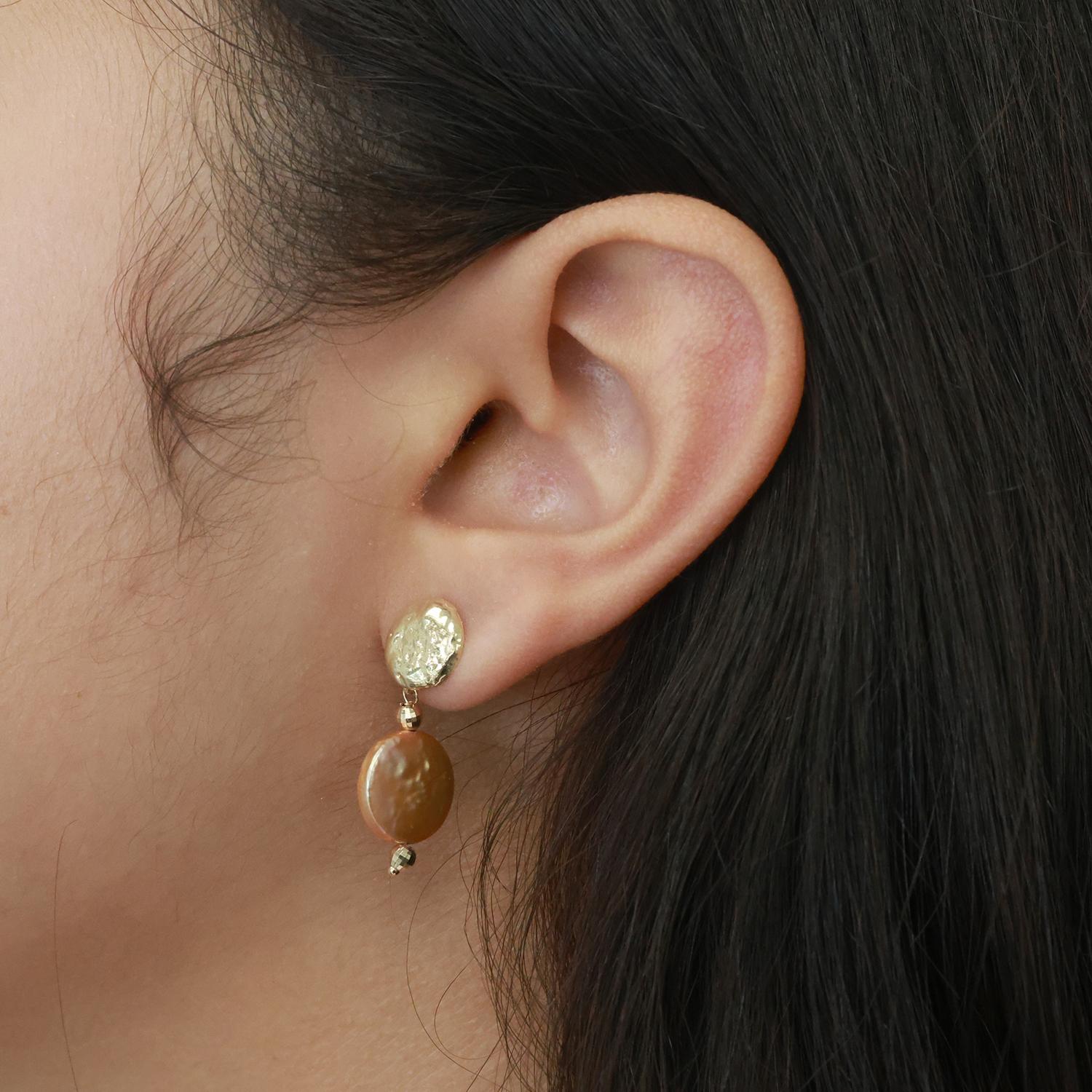 Peach Button Freshwater Pearl Drop Dangle Earrings 14K Yellow Gold 1" Ladies
