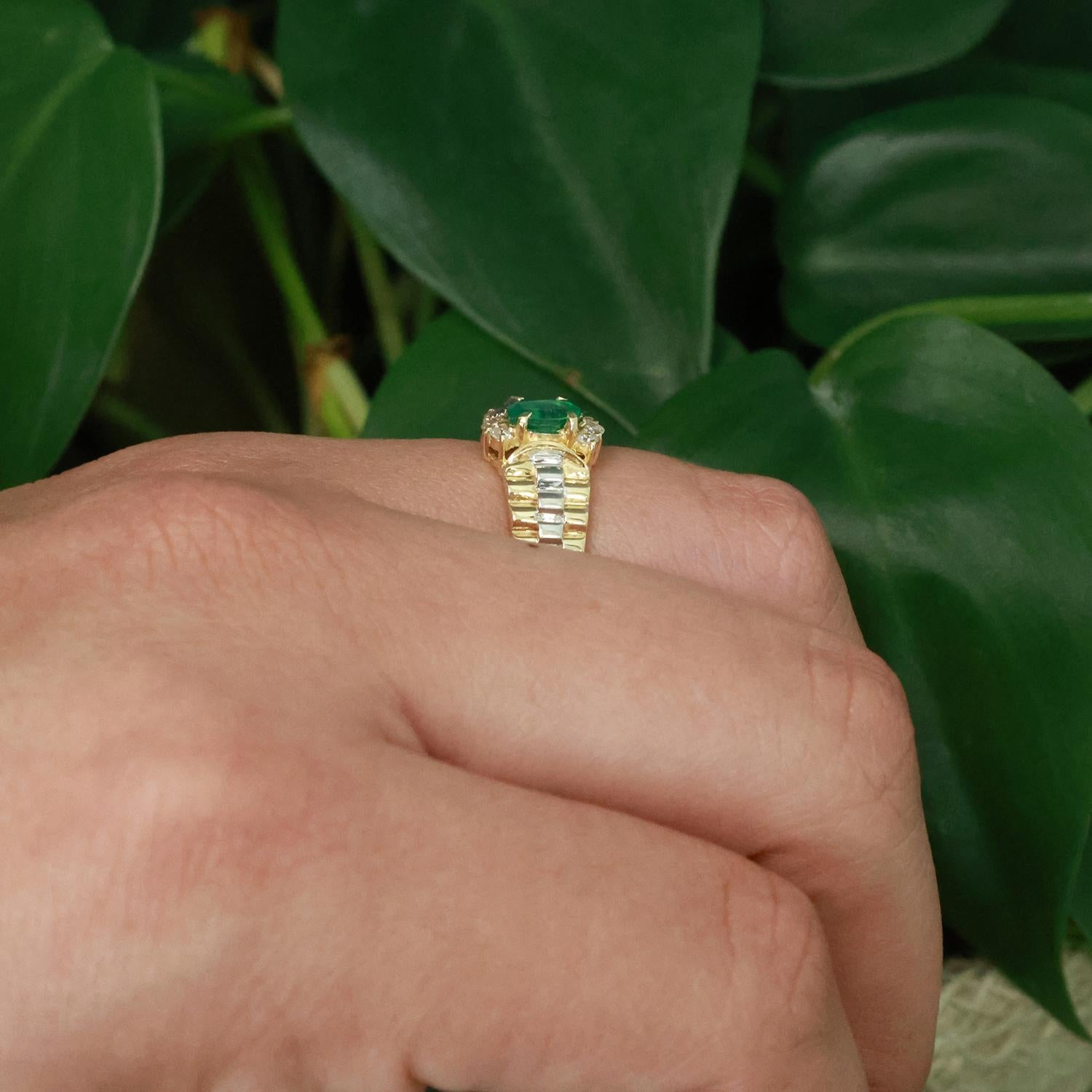 Solitaire Green Emerald Diamond Accent Cocktail Ring 14K Gold 0.55 CTW Size 5.75