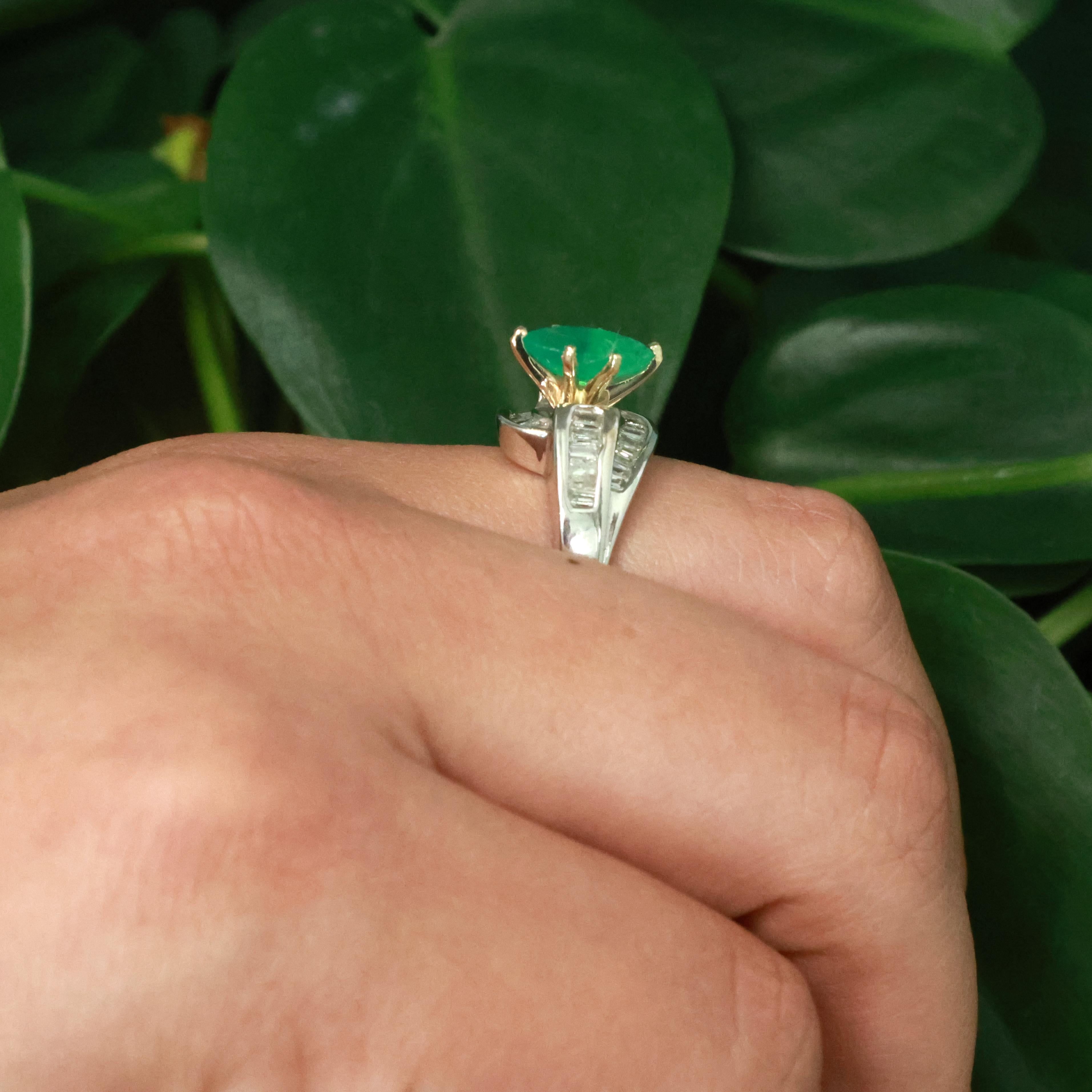 Solitaire Emerald Diamond Accent Cocktail Ring 14K Gold 1.45 CTW Size 6.5 Ladies