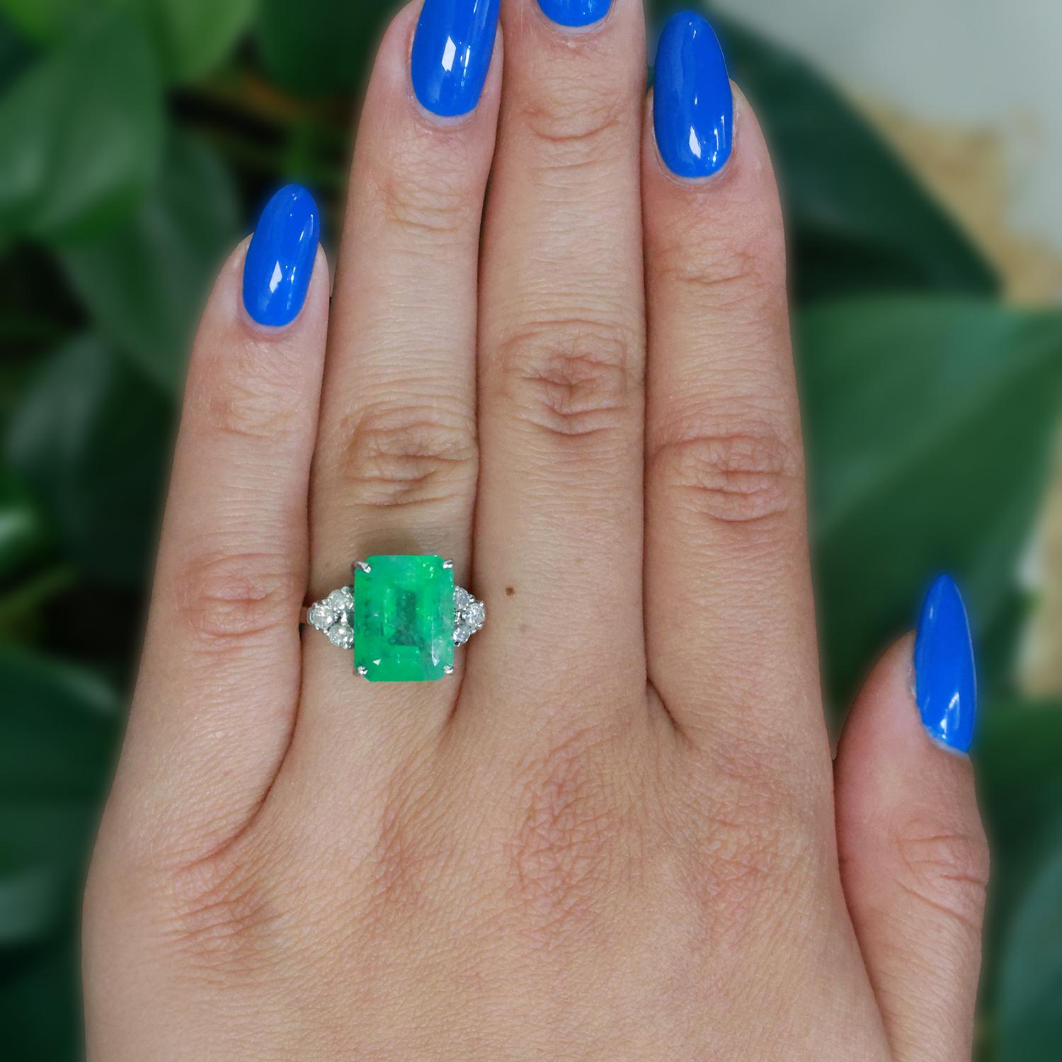 Solitaire Emerald Diamond Accent Cocktail Ring 14K White Gold 8.04 CTW Size 6.5