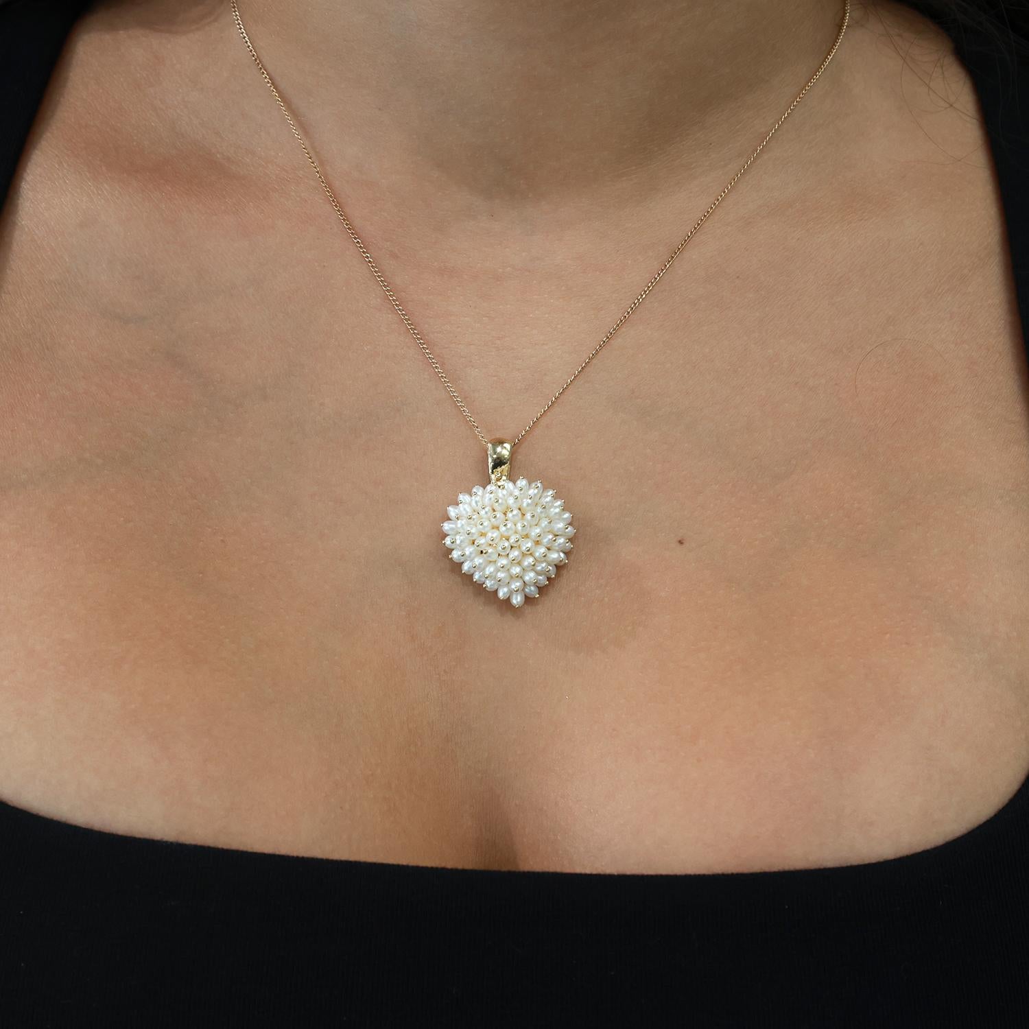18K Yellow Gold Cluster Freshwater Pearl Heart Pendant 1.30" Ladies Estate
