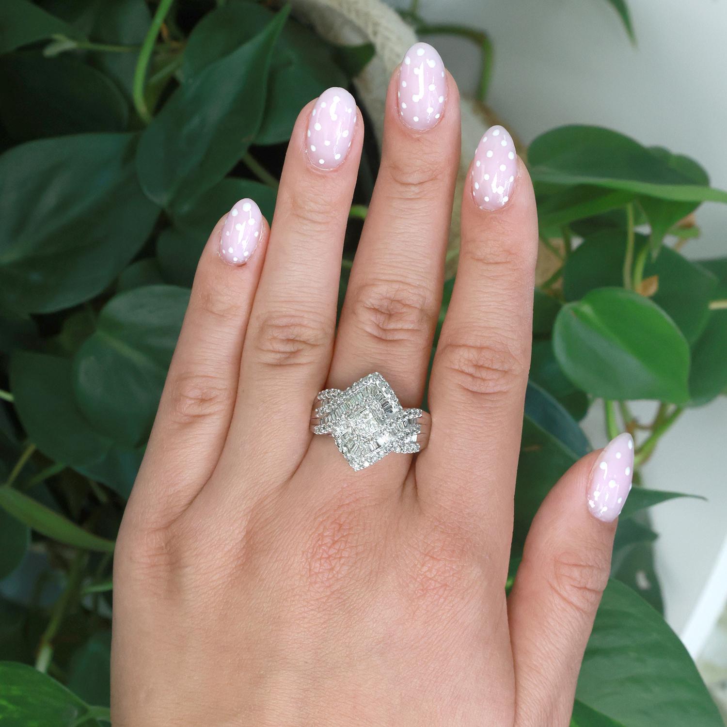 2.10 TW Cluster Diamond Statement Ring 14K White Gold Size 10.25 Ladies Estate