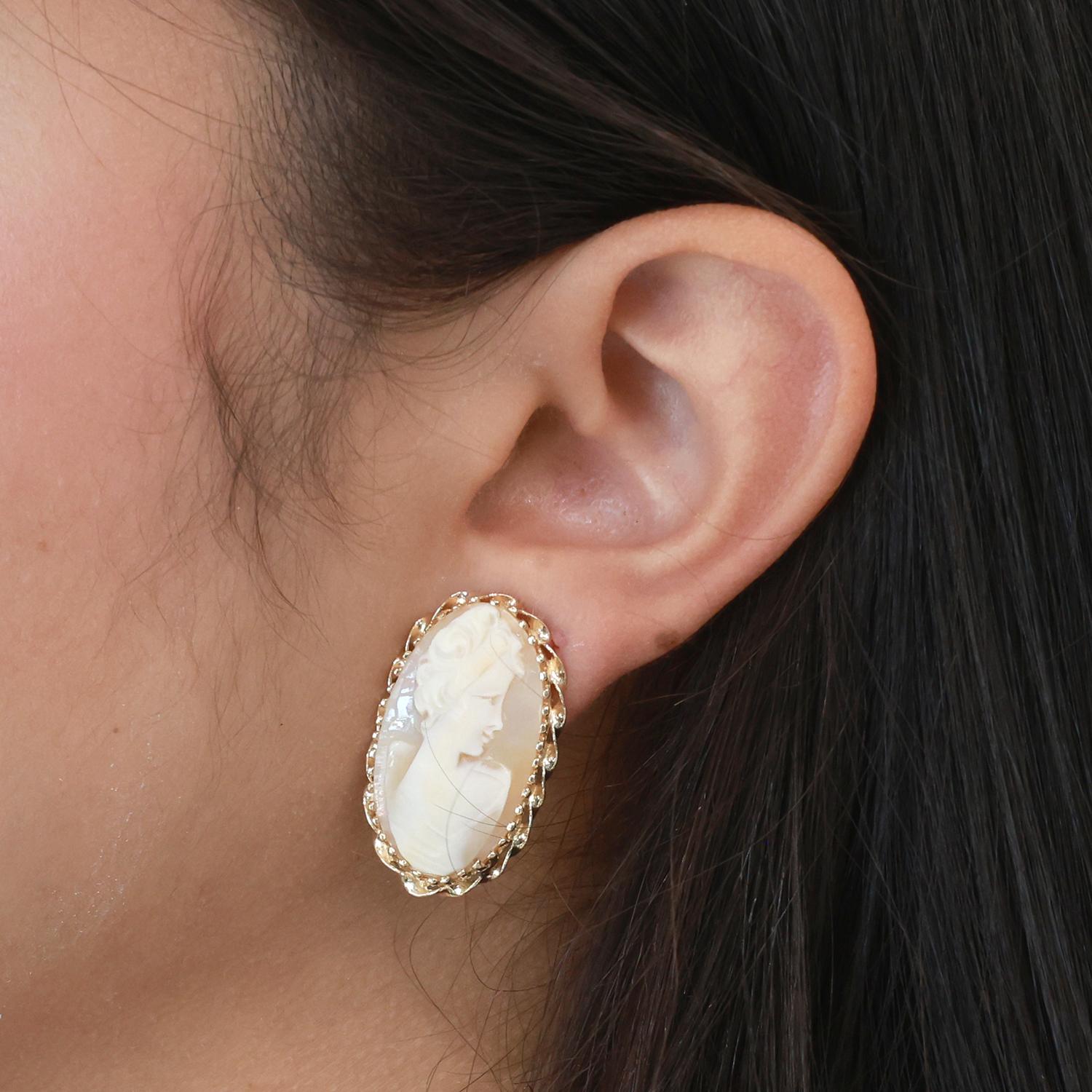 Vintage Cameo Omega Back Drop Earrings 14K Yellow Gold Bezel Set 1.22" Ladies