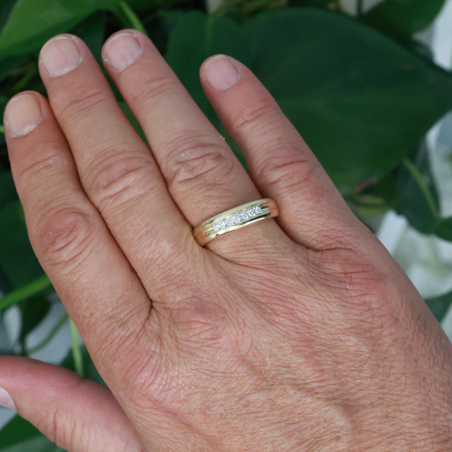 Mens 7-Stone Diamond Half Eternity Band Ring 14K Yellow Gold 0.20 TW Size 9.5