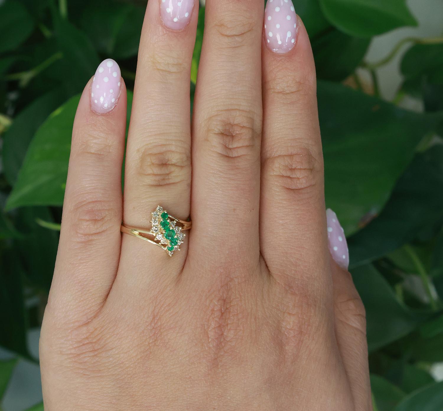 Estate Emerald Diamond Bypass Ring 14K Yellow Gold 0.97 CTW Size 6.5 Ladies