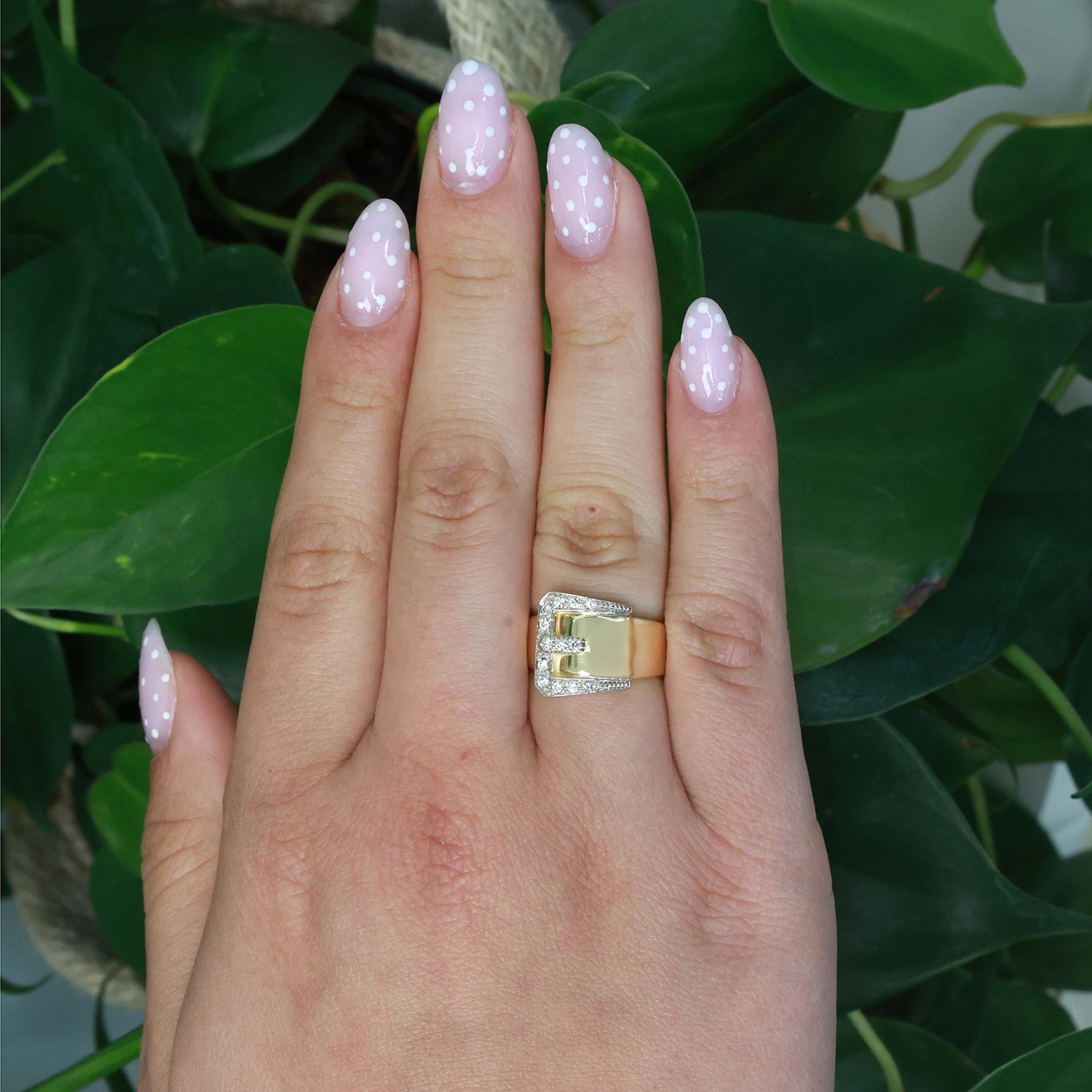 Diamond Buckle Band Ring 18K Gold 0.25 TW Size 6 Ladies Estate