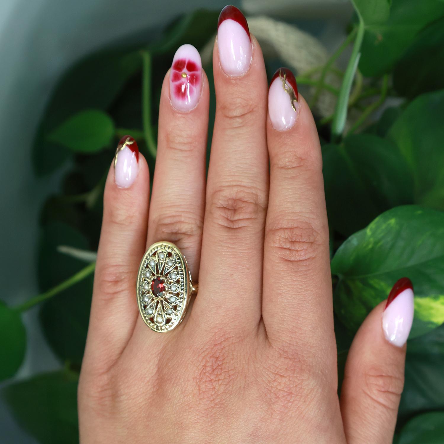 Vintage Garnet Seed Pearl Filigree Ring 14K Yellow Gold Full Finger Size 6.75