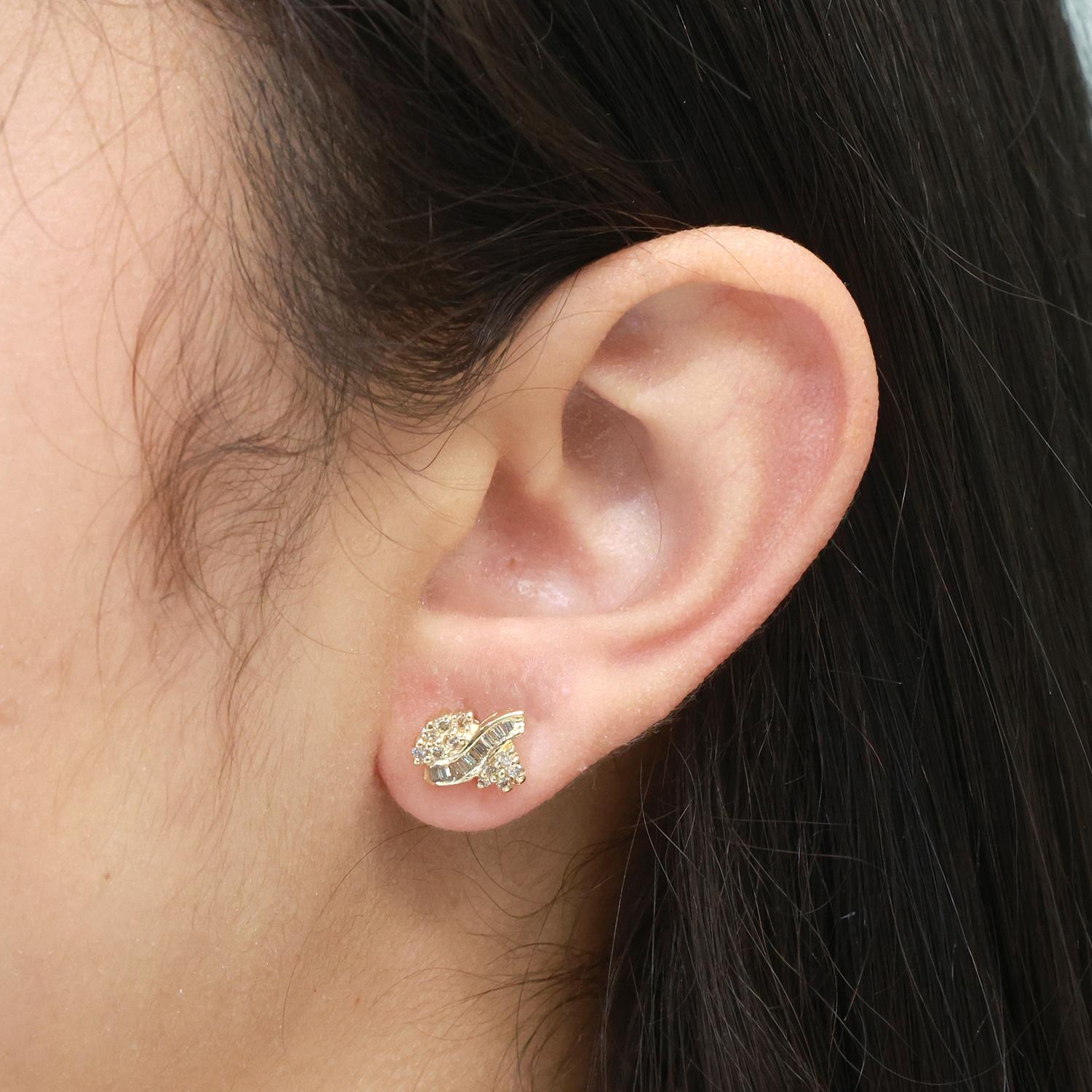 Cluster Diamond Swirl Stud Earrings 14K Yellow Gold 0.55 TW 0.20" Ladies Estate