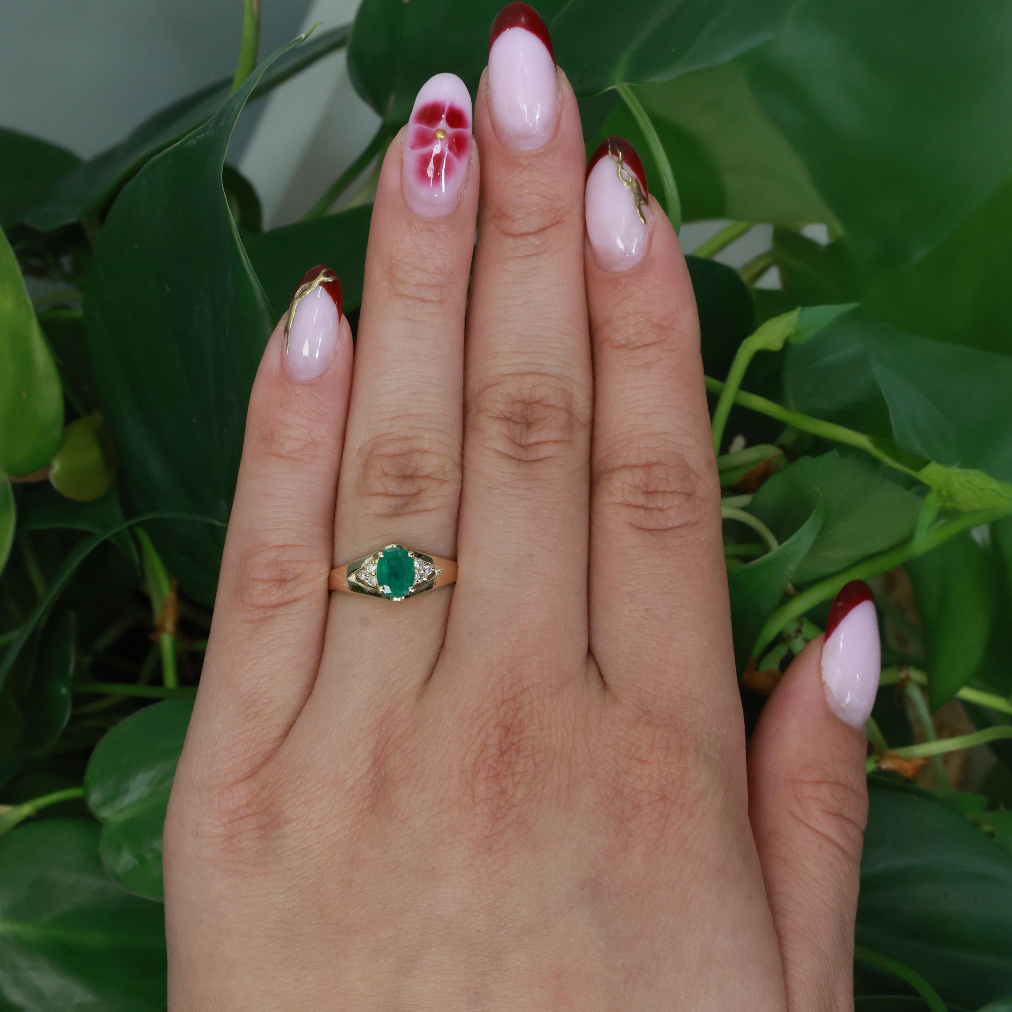 Solitaire Emerald Diamond Accent Cocktail Ring 14K Yellow Gold 0.80 CTW Size 7