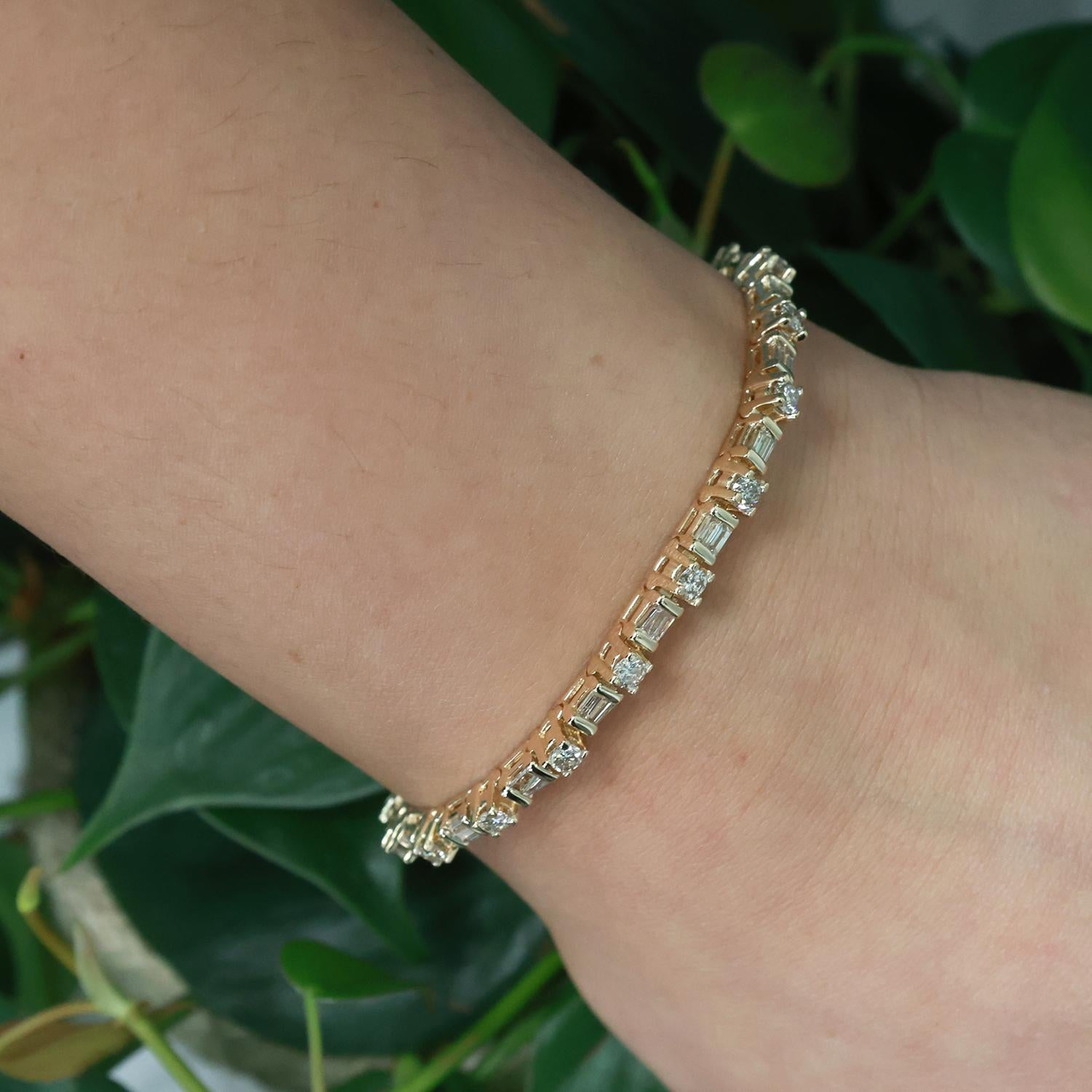 3.00 TW Round And Baguette Diamond Tennis Bracelet 14K Yellow Gold 7" Ladies