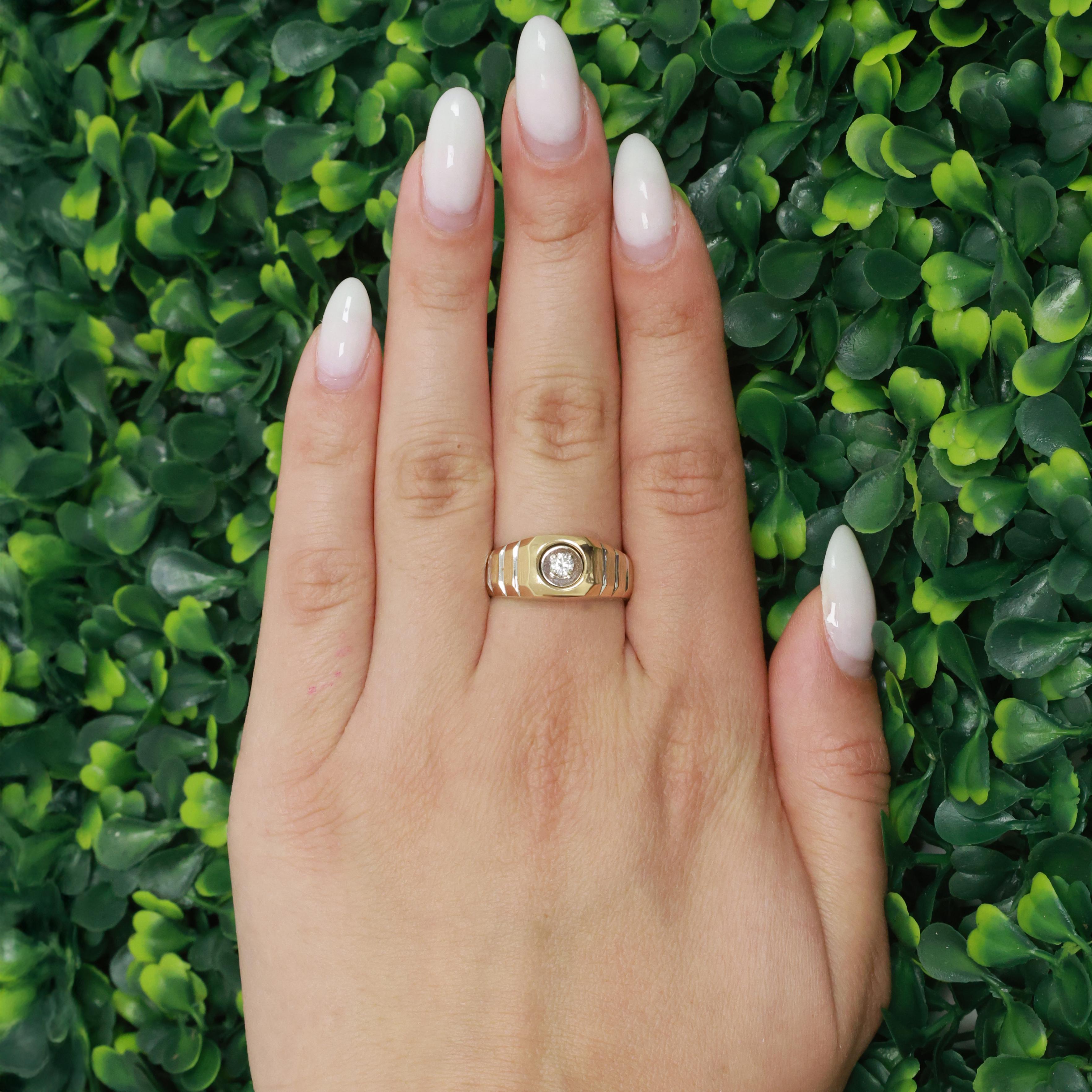 Mens Diamond Ribbed Ring 0.15 TW 14K Two-Tone Gold Brushed Finish Size 9.5