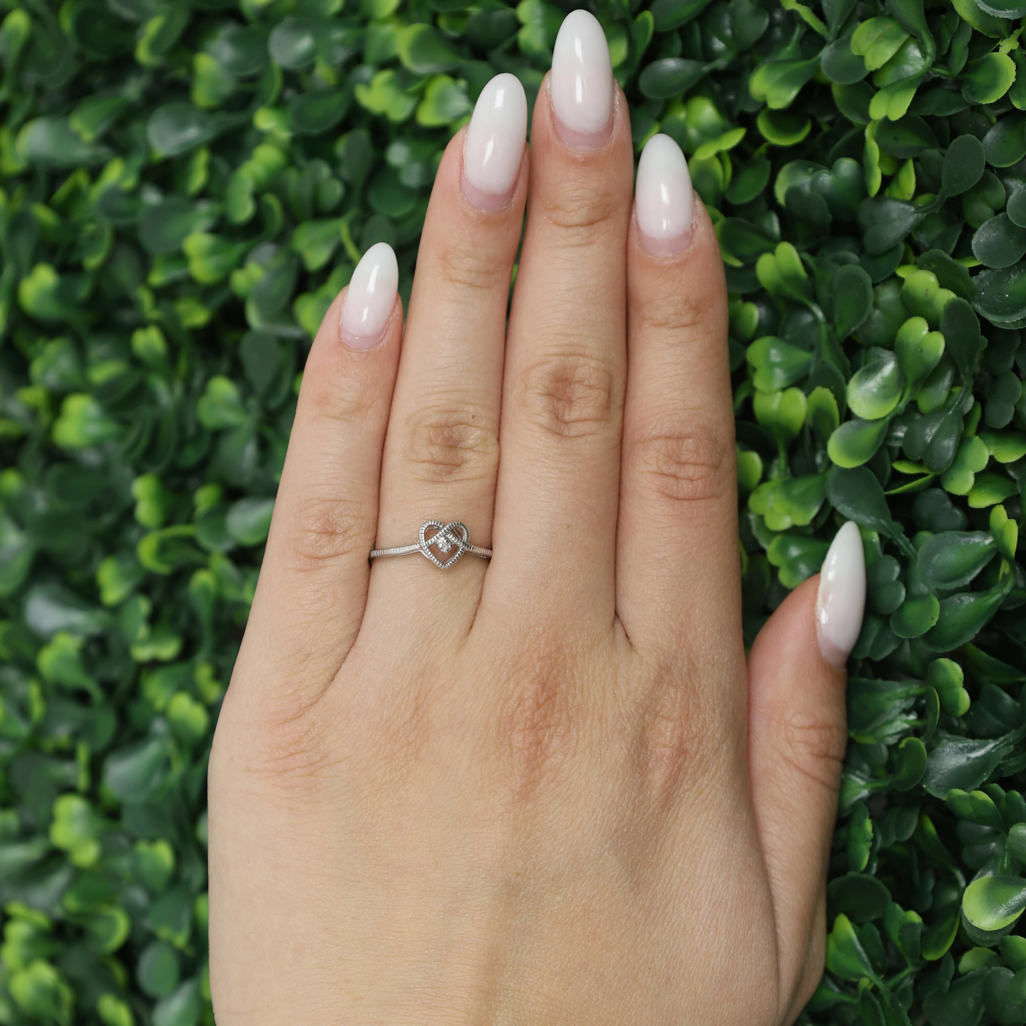 Heart Diamond Accent Ring 10K White Gold Twisted Design Size 7 Ladies Girls