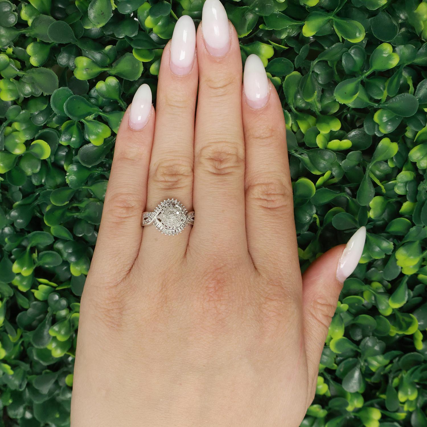 Cluster Diamond Swirl Cocktail Ring 10K White Gold 0.75 TW Baguette Round Size 7
