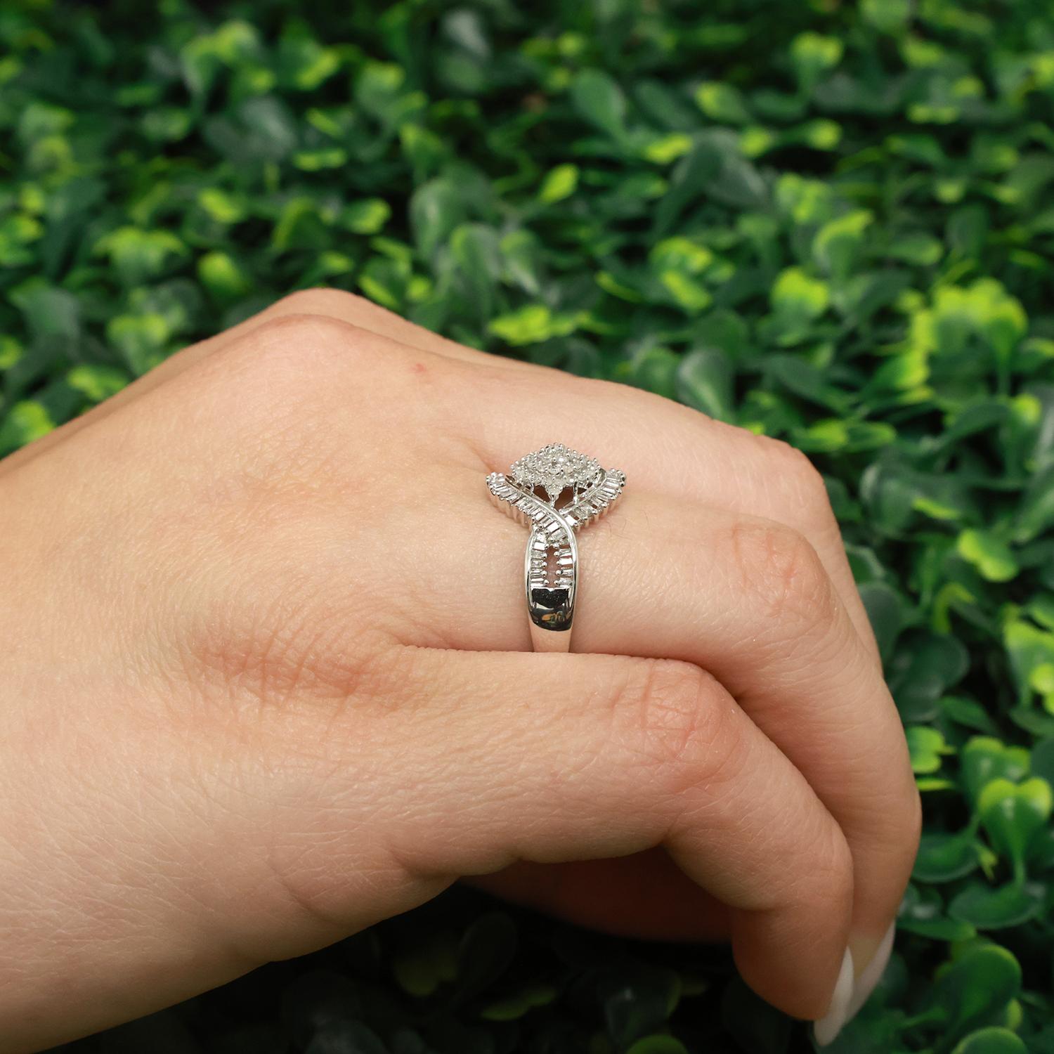 Cluster Diamond Swirl Cocktail Ring 10K White Gold 0.75 TW Baguette Round Size 7