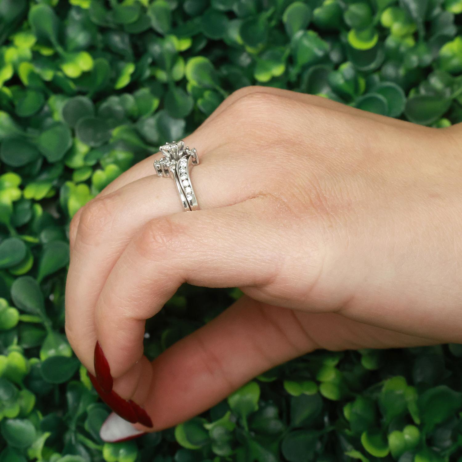 0.50 TW Marquise Round Accent Diamond Floral Cocktail Ring 14K White Gold Size 6