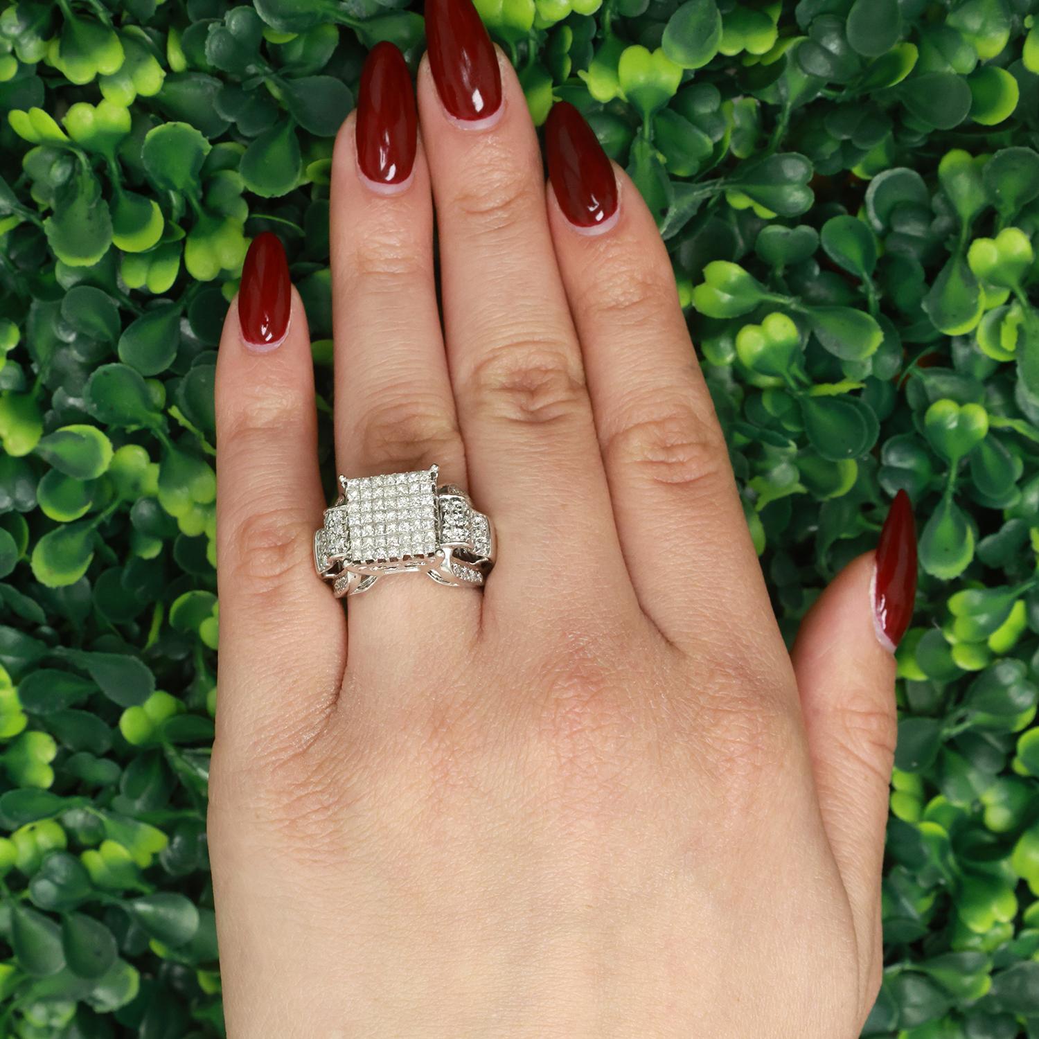 1.50 TW Princess Cut Cluster Diamond Ring 14K White Gold Round Accents Size 7