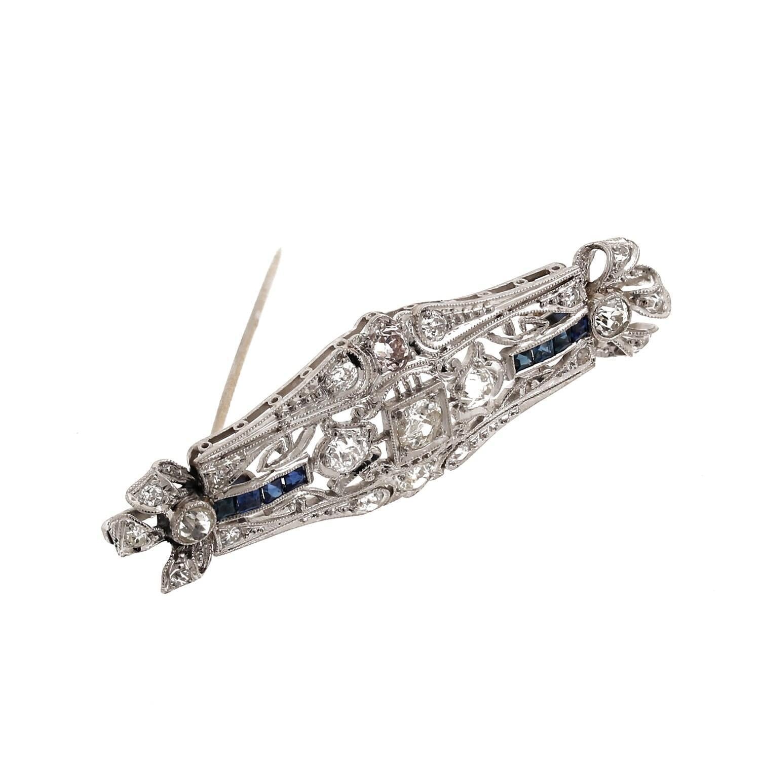 Art Deco 1.49 TW Old Euro Diamonds And Sapphire Filigree Brooch Pin Platinum