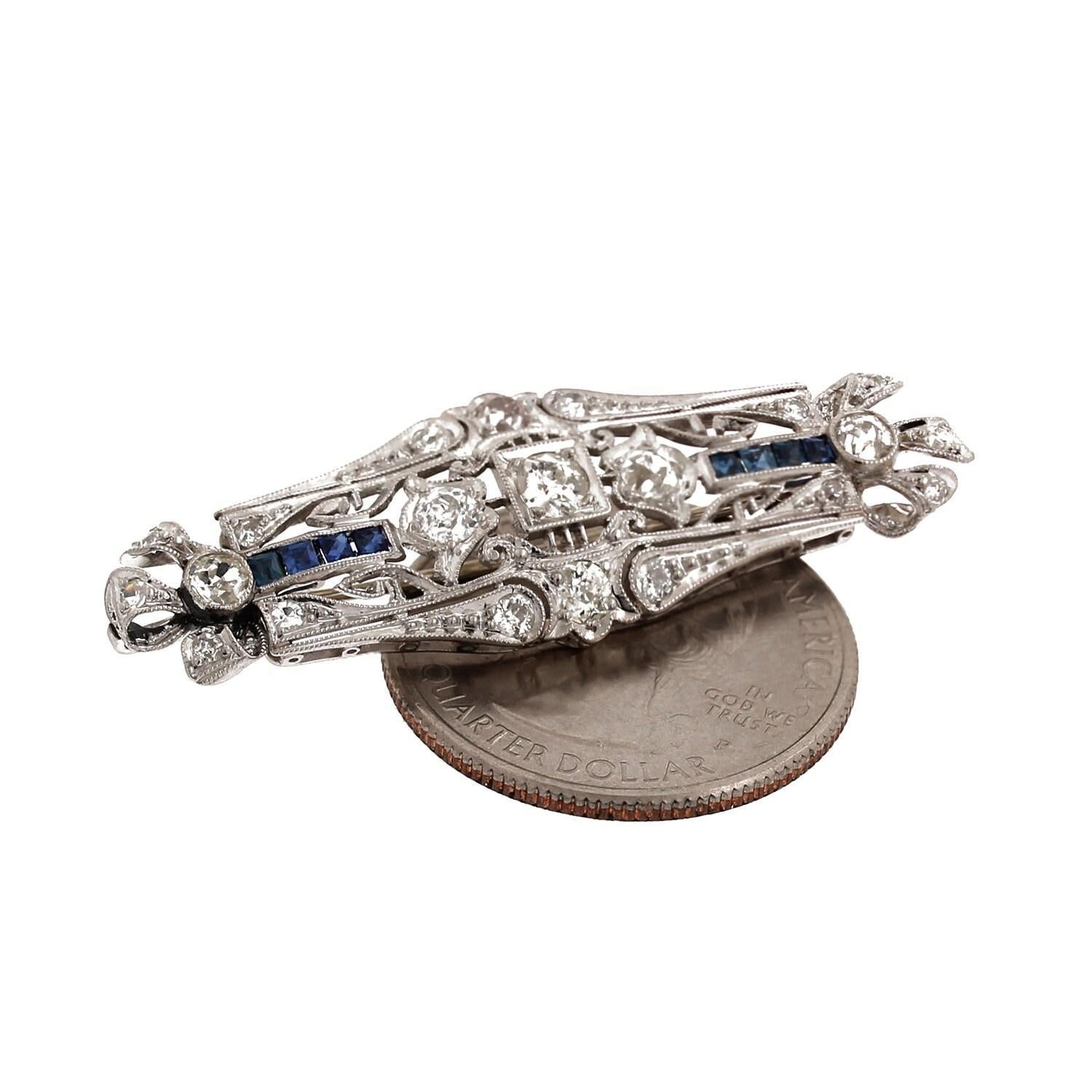 Art Deco 1.49 TW Old Euro Diamonds And Sapphire Filigree Brooch Pin Platinum