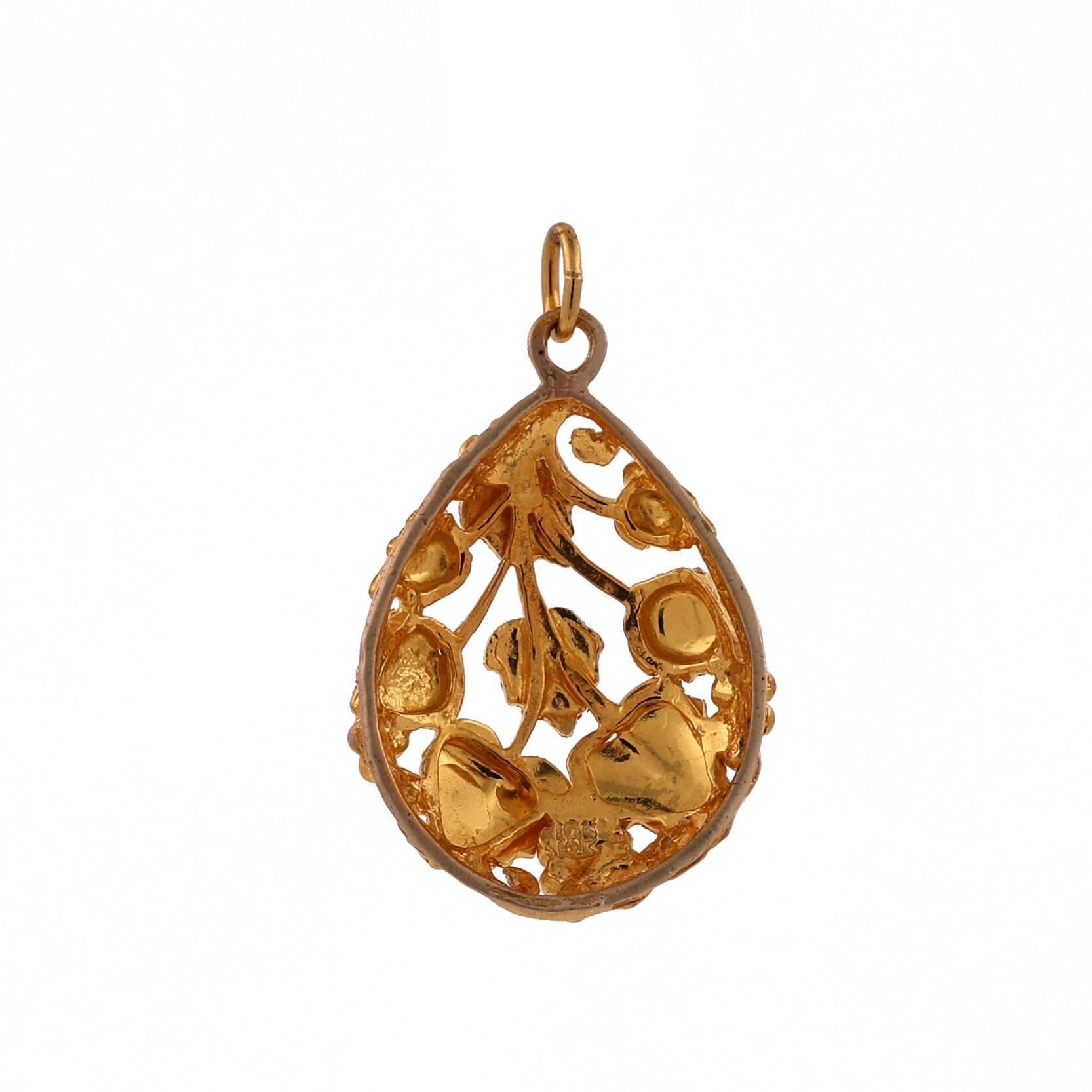 Black Hills Grape Leaf Pendant 10K Tri-Colored Gold Teardrop Estate 1.15"