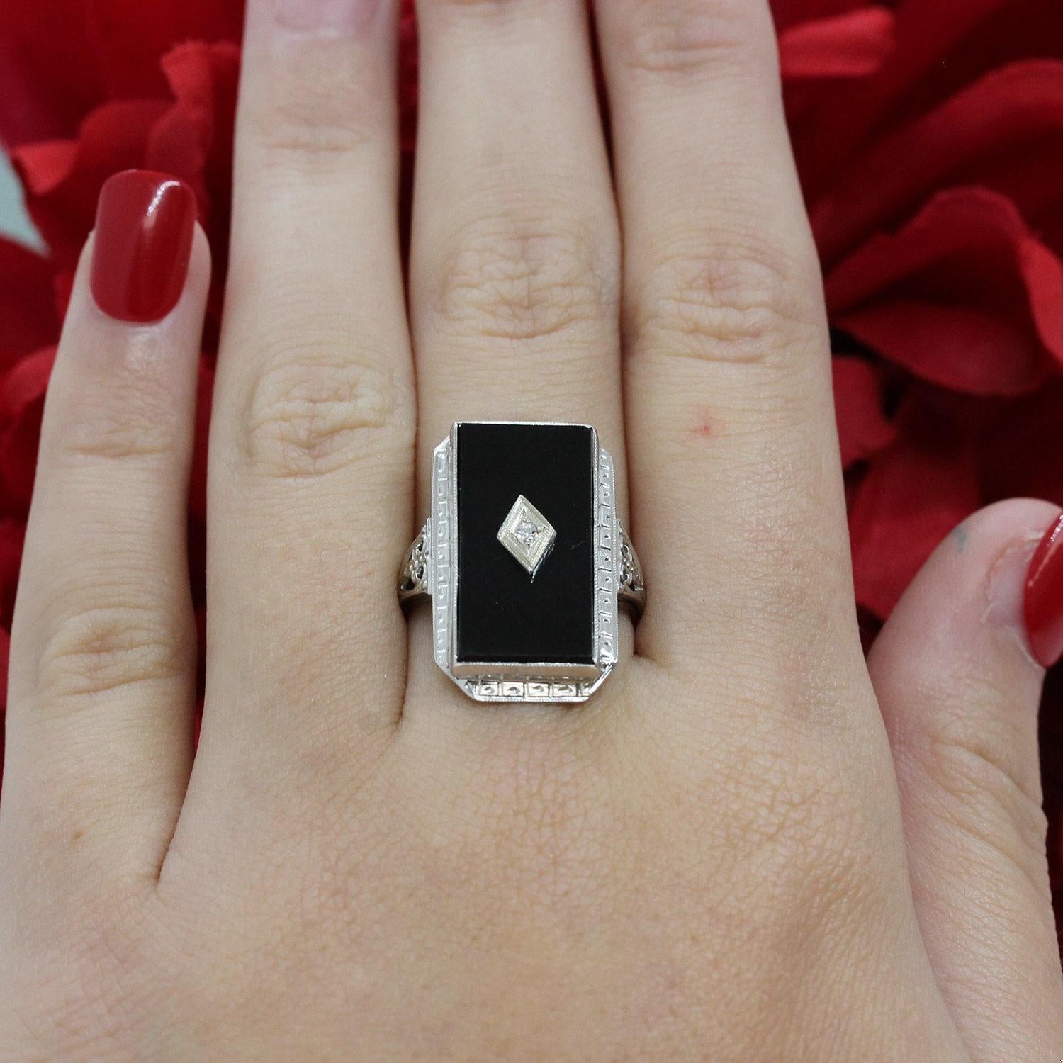 Black Onyx Diamond Accent Cocktail Ring 14K White Gold Filigree Size 4.5 Estate