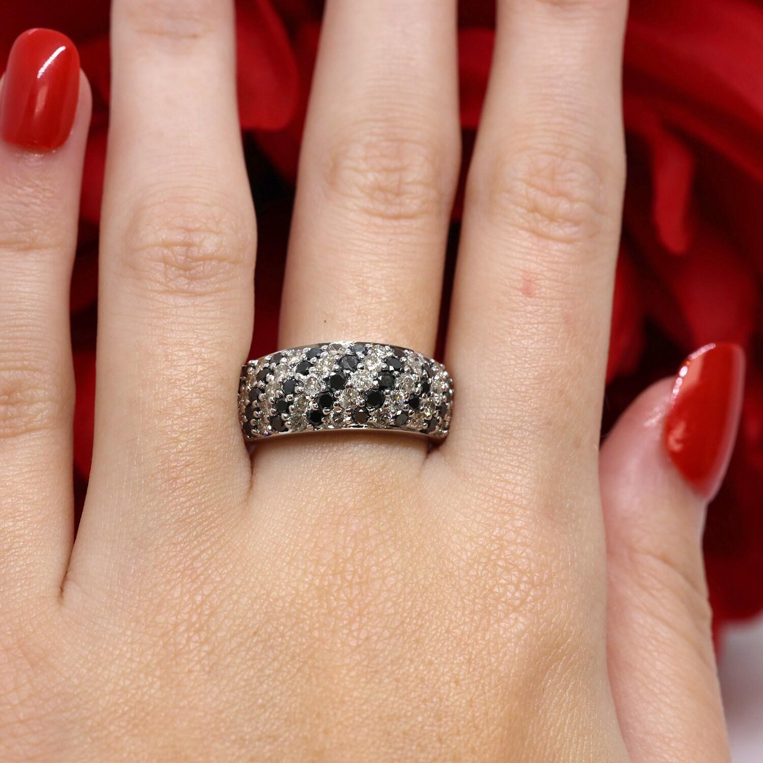 Black and White Diamond Band Ring 14K White Gold 1.59 CTW Size 7.5 Estate