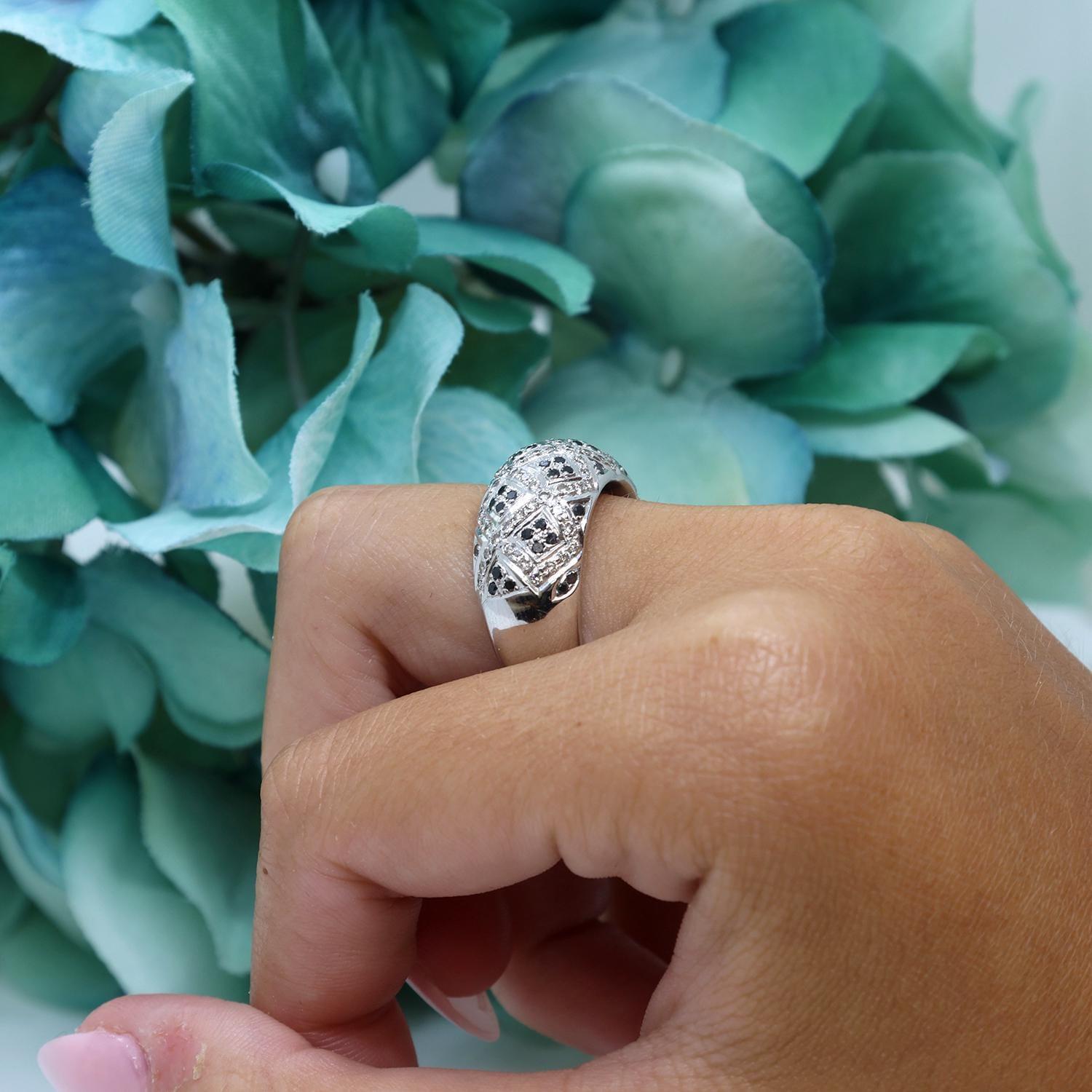 Black and White Diamond Dome Ring 18K White Gold 1.40 TW Size 7.5 Estate