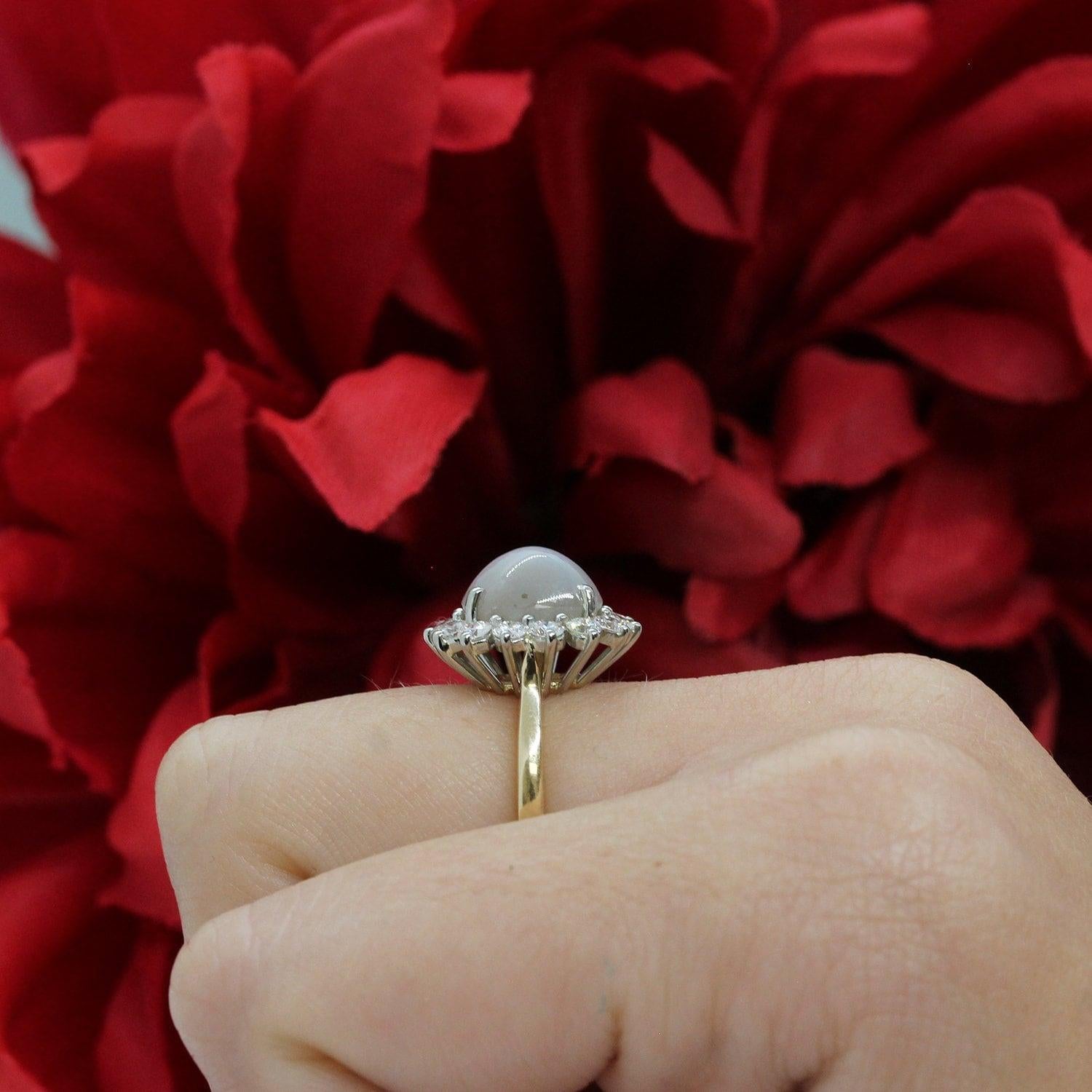 Cabochon Star Sapphire Halo Diamond Ring Two-Tone Gold Size 4.5 Ladies Vintage