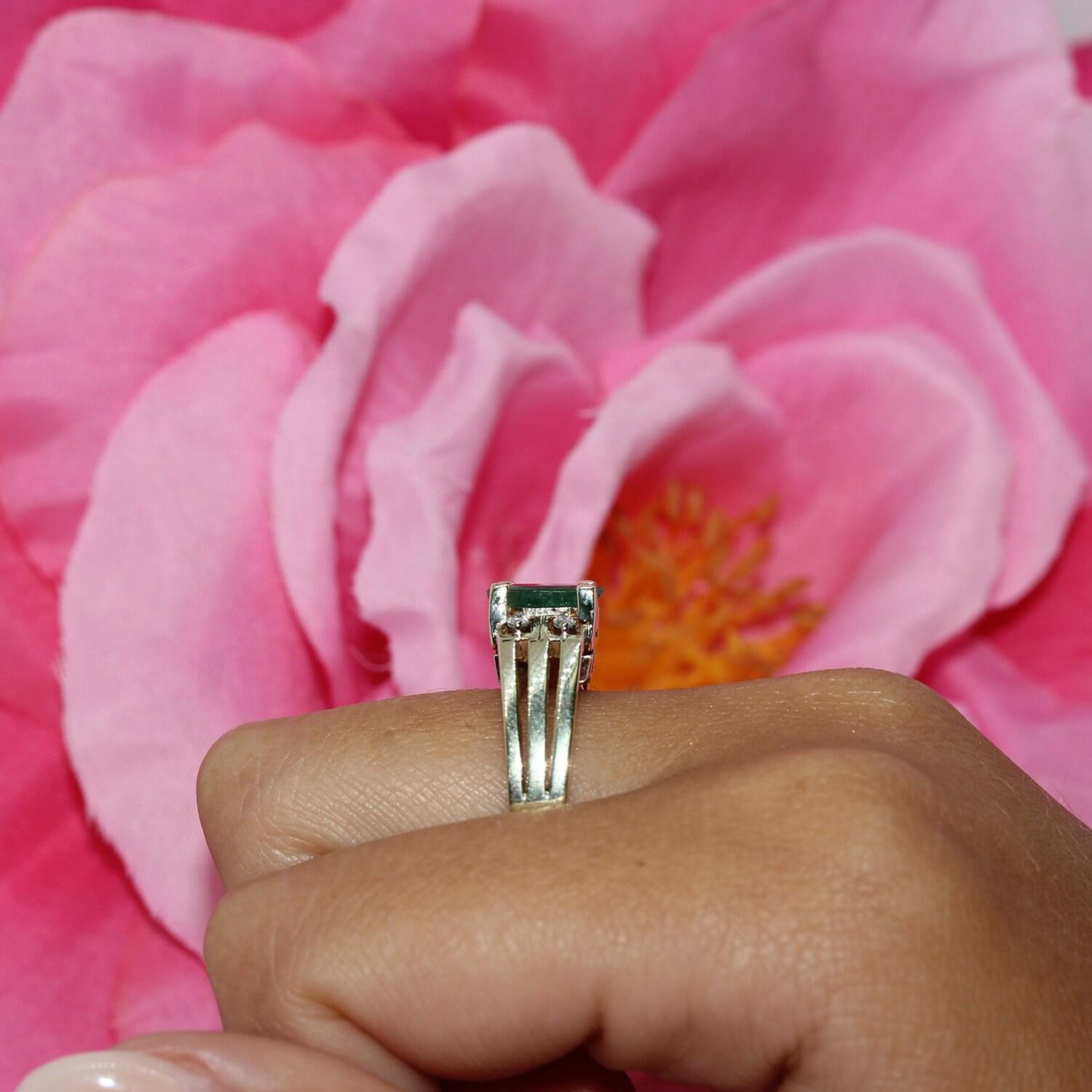 Emerald Diamond Cocktail Ring Yellow Gold 1.33 CTW Size 7.25 Ladies Estate