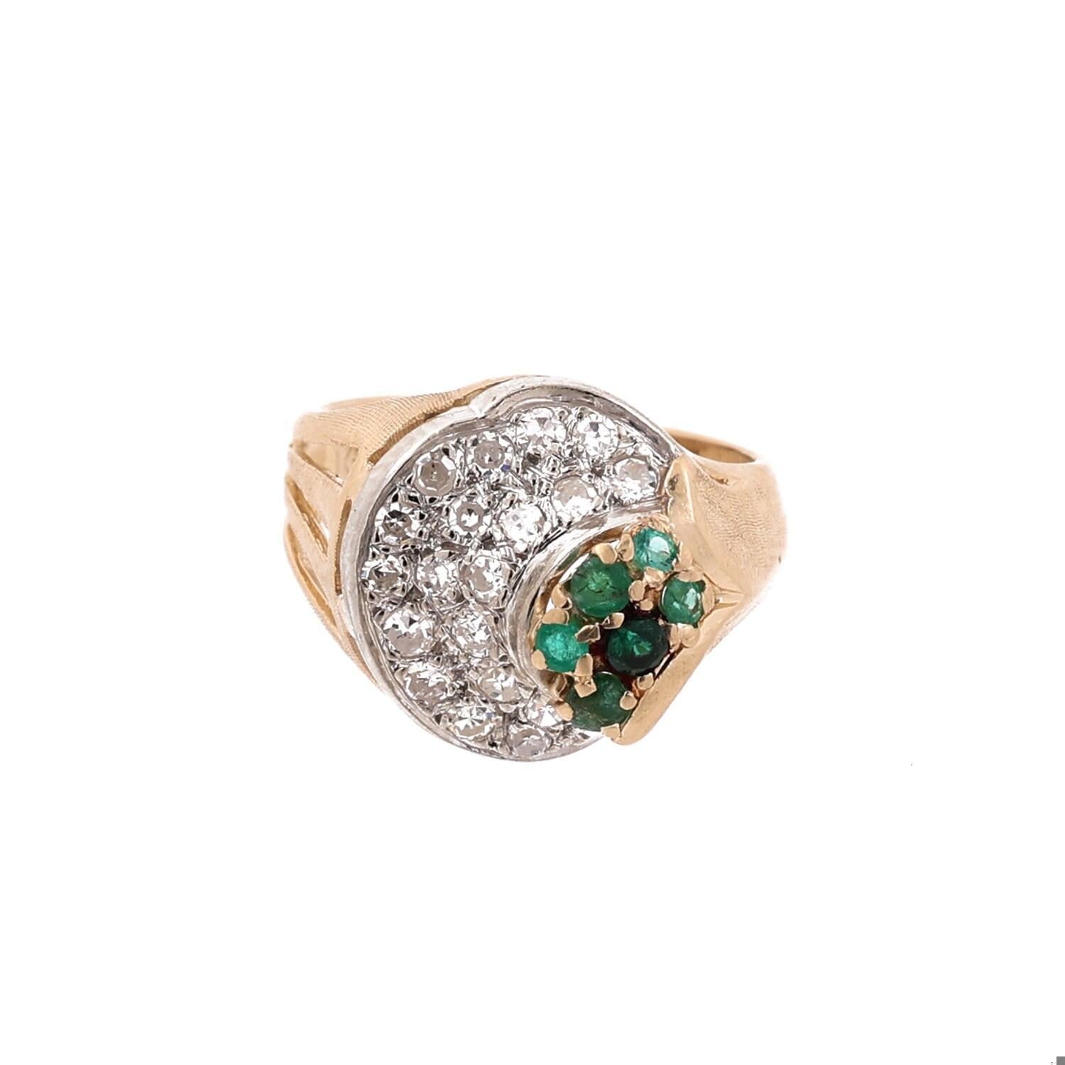 Vintage Emerald Diamond Ring Cocktail 14K Gold 0.68 CTW Size 4.25