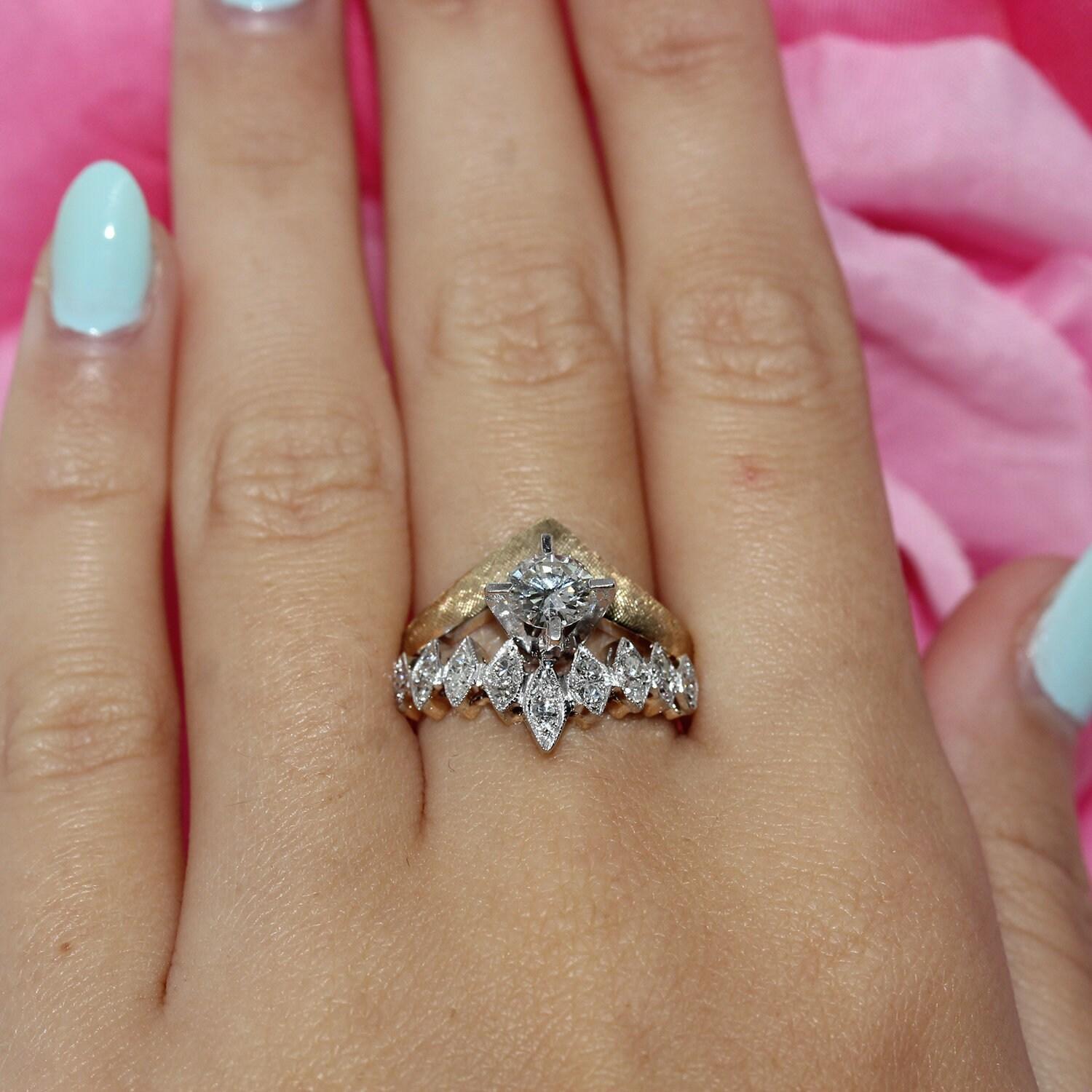 Estate Diamond Cocktail V Ring 14K Two-Tone Textured Gold 0.95 CTW Size 7