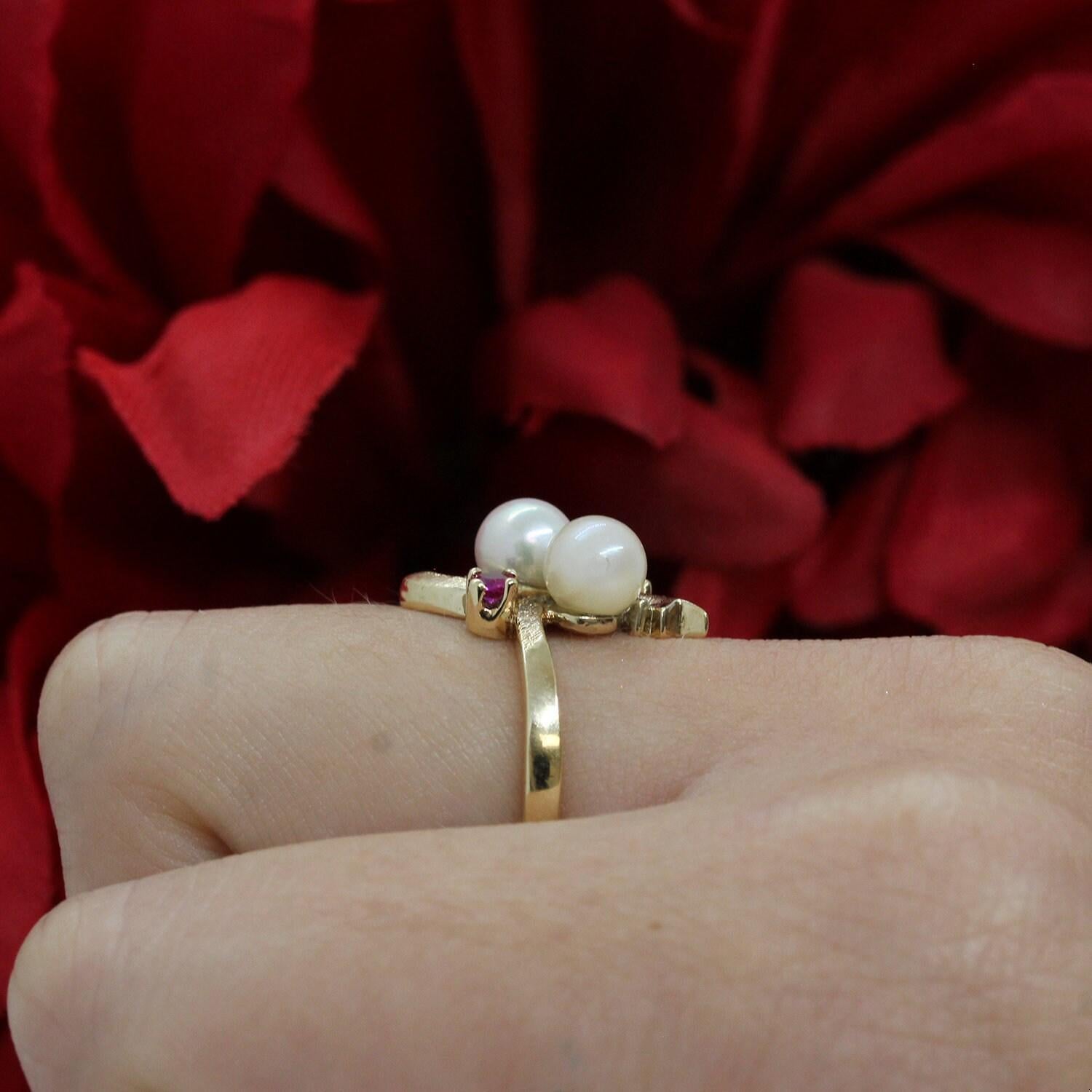 Freshwater Pearl Ruby Bypass Ring 14K Yellow Gold Swirl Design Size 4.75 Vintage