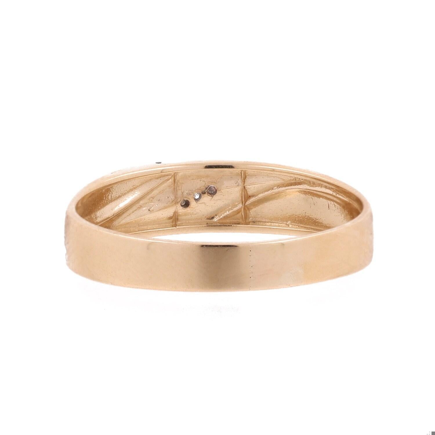 Men's Diamond Swirl Band Ring 10K Gold 0.05 TW Size 12.5 Unisex