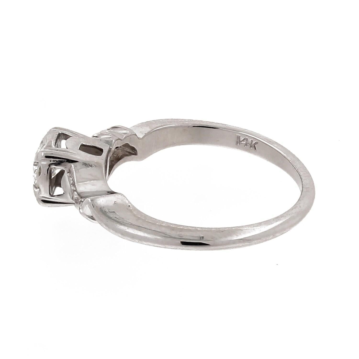 Round Solitaire & Accent Diamond Engagement Ring 14K White Gold 0.26 TW SZ 6.25