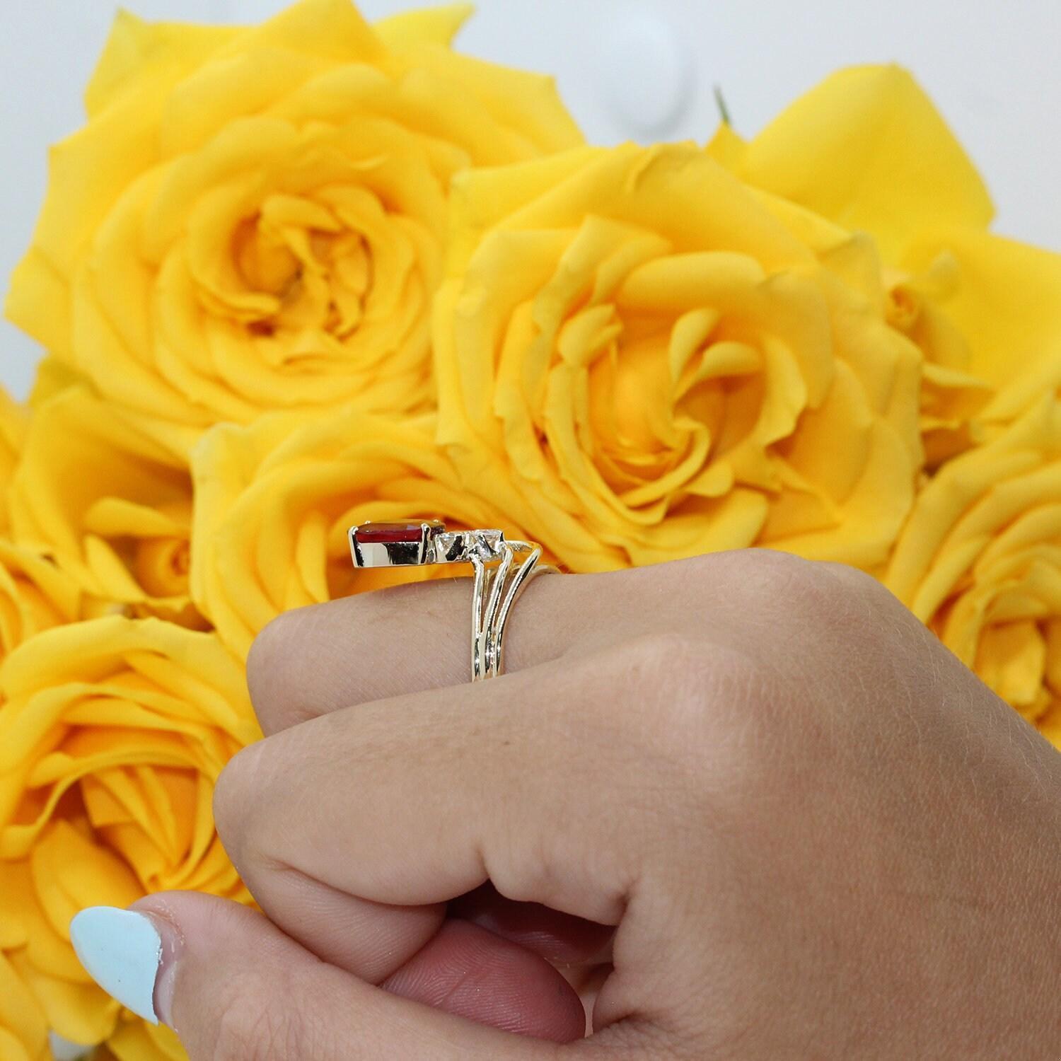 Ruby Diamond Cocktail Ring 14K Yellow Gold Swirl 3.53 CTW Size 6.5 Estate