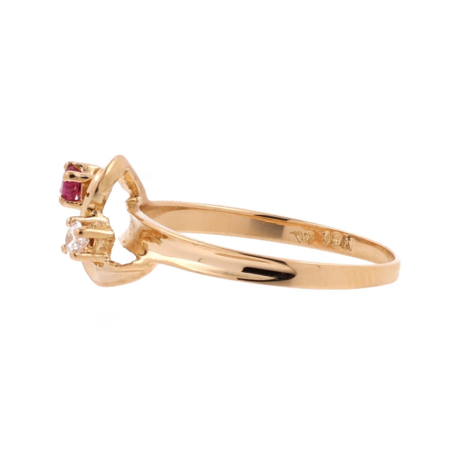 Ruby Diamond Swirl Cocktail Ring 18K Yellow Gold 0.14 CTW Size 7.25 Ladies