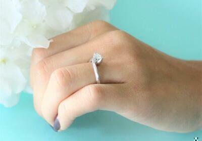 0.30 CT Solitaire Diamond Engagement Ring 18K White Gold Round Diamond Size 6