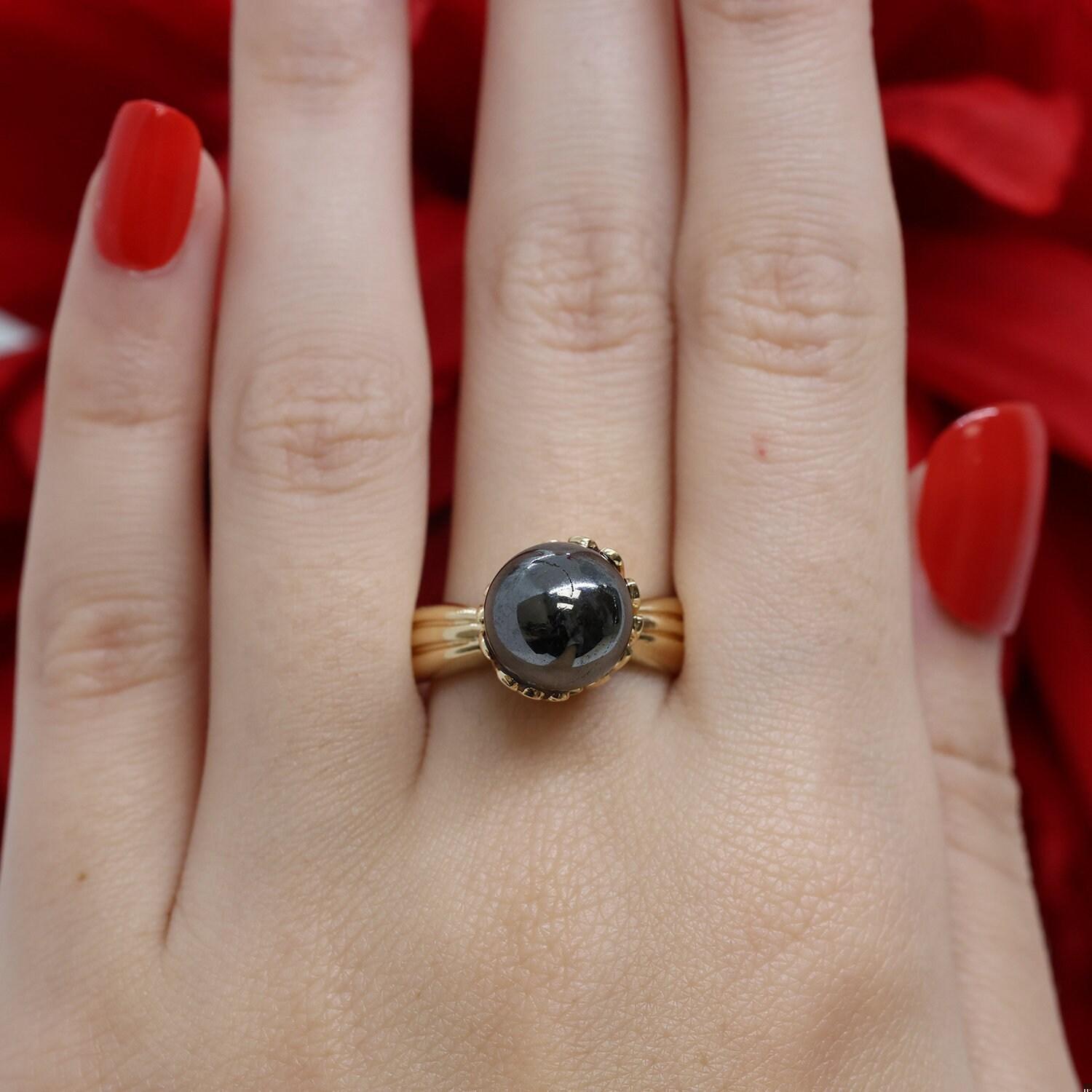 Solitaire Round Hematite Cocktail Ring Yellow Gold Size 8.75 Ladies Estate