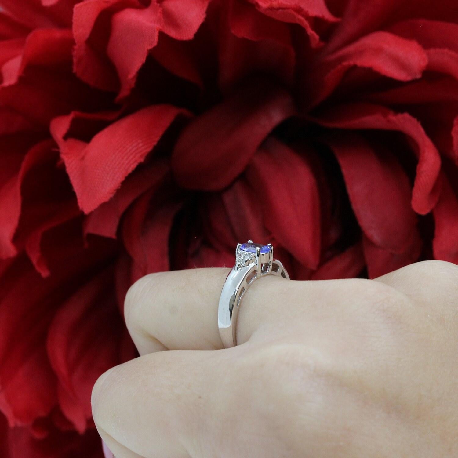 Tanzanite Diamond Cocktail Ring 14K White Gold 0.40 CTW Size 5.5 Estate