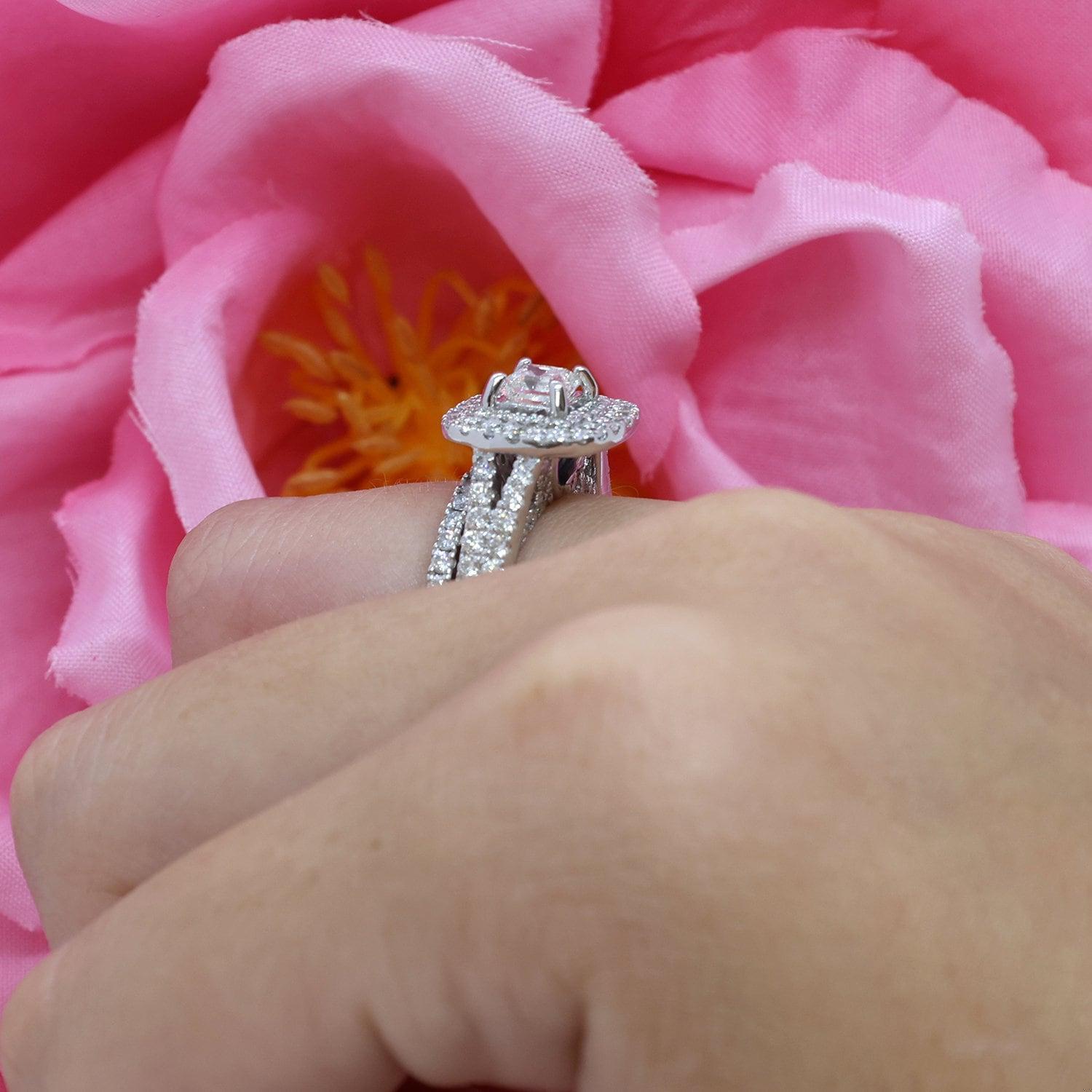 Vera Wang Love Diamond Halo Wedding Ring Set 14K White Gold 2.07 CTW Size 4.25